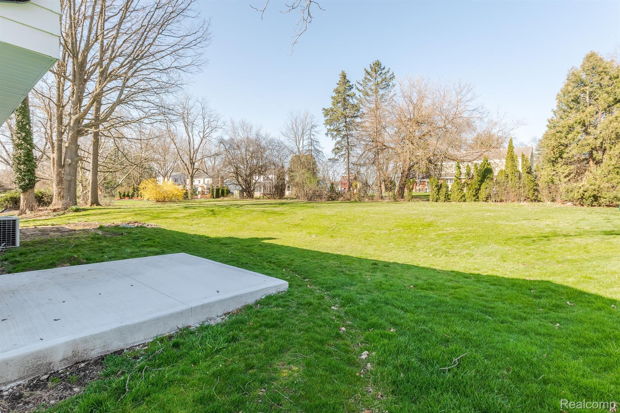 4054 ANTIQUE Lane