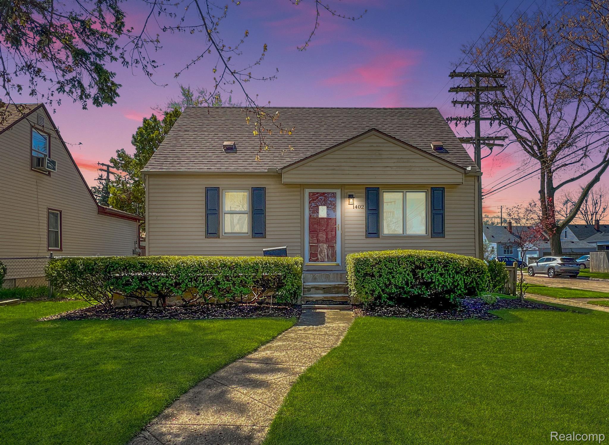 1402 BAUMAN Avenue