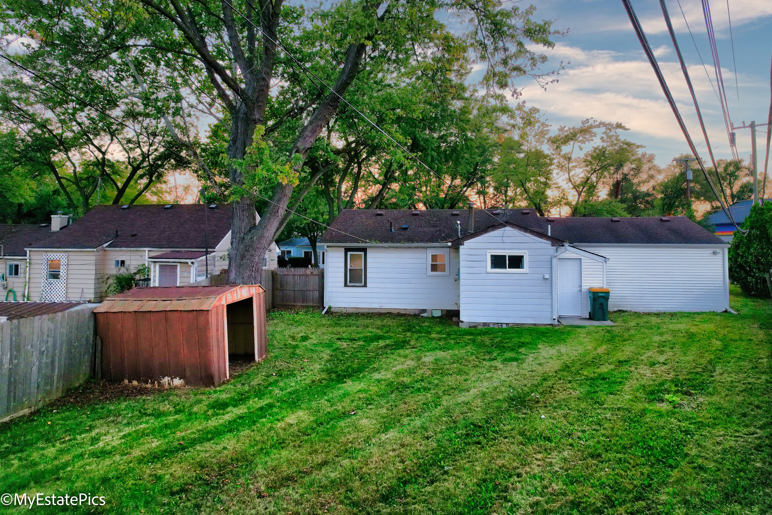 21412 PURDUE Avenue