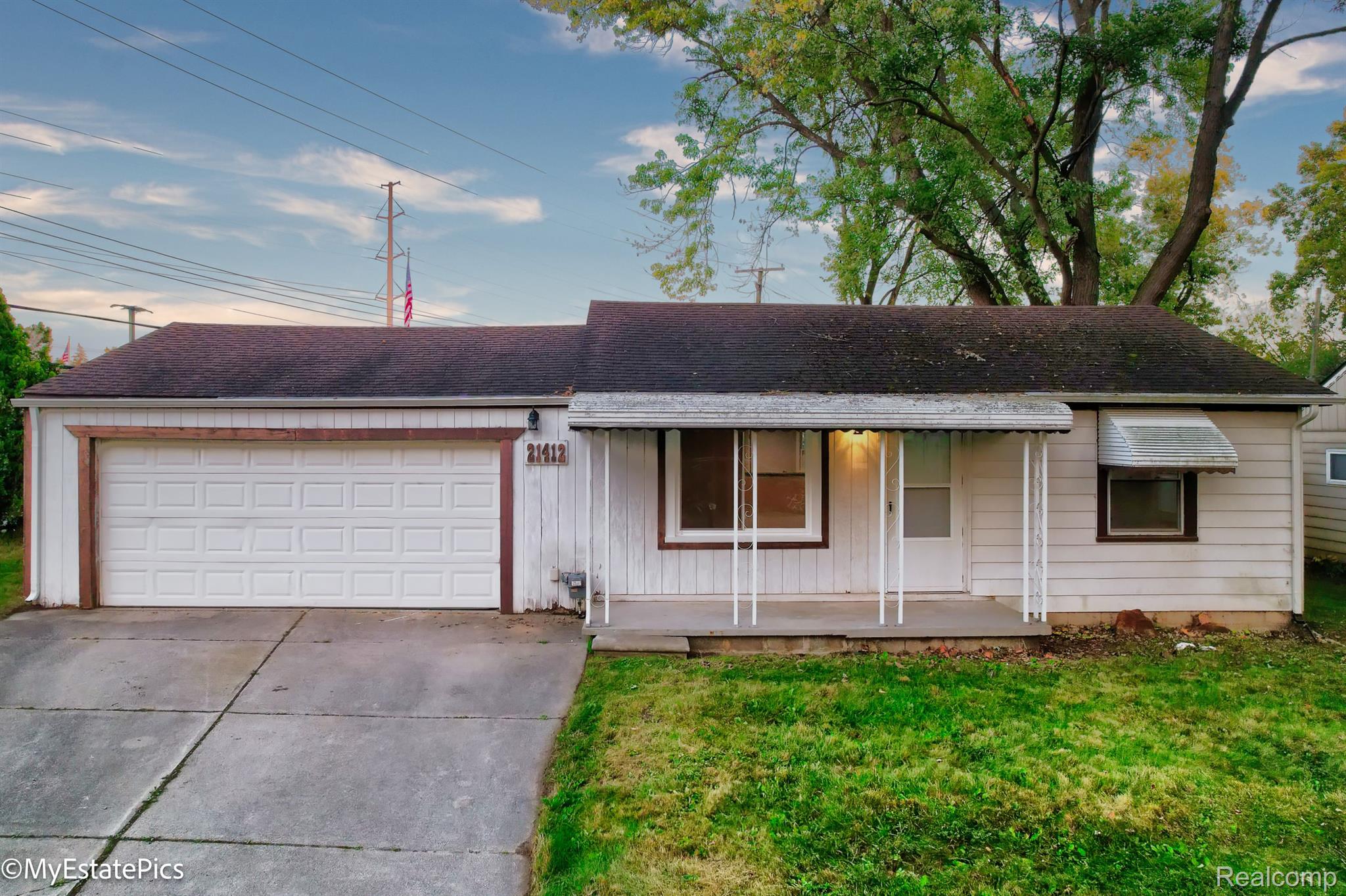 21412 PURDUE Avenue