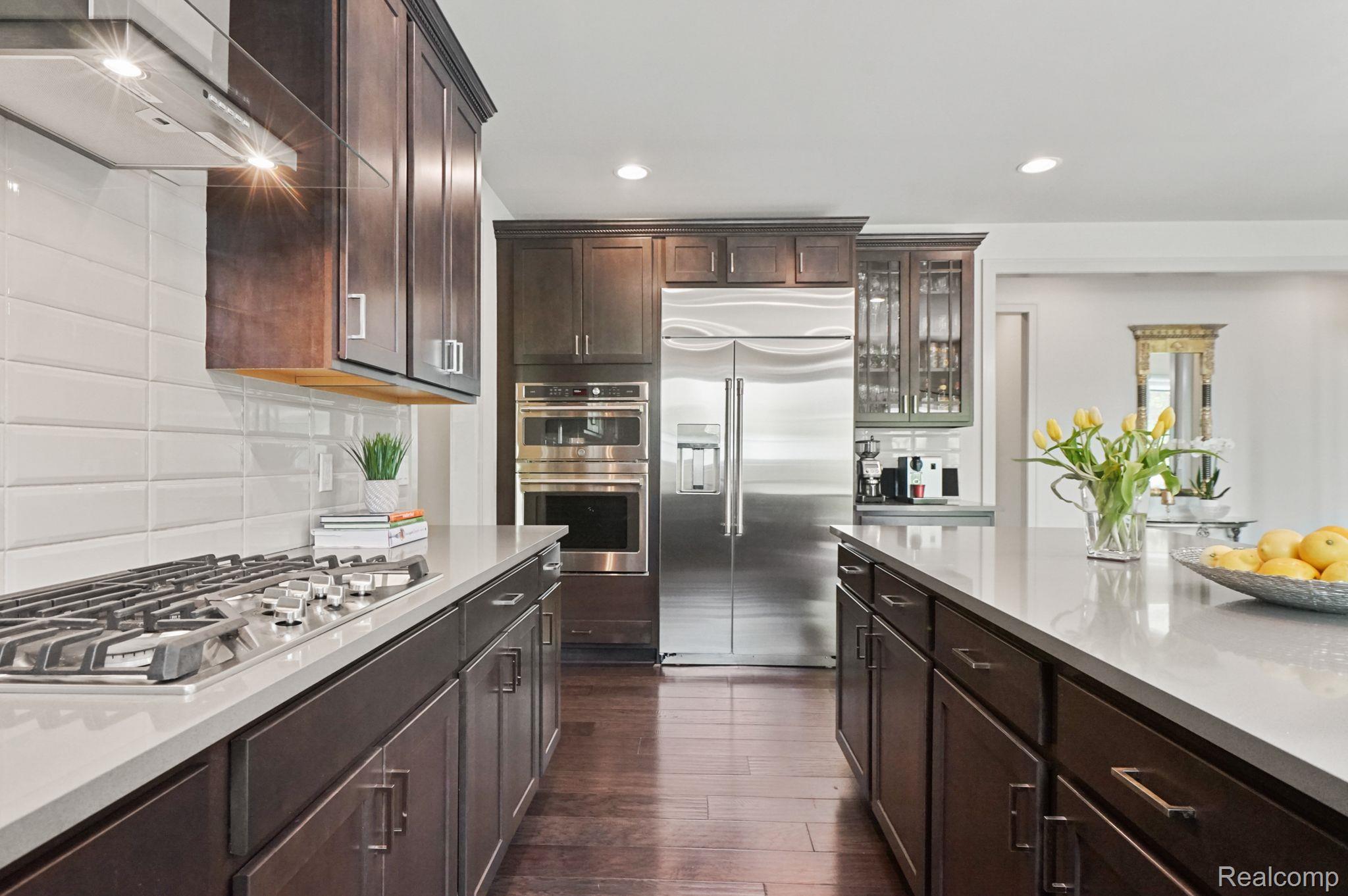 4903 PARK MANOR Drive
