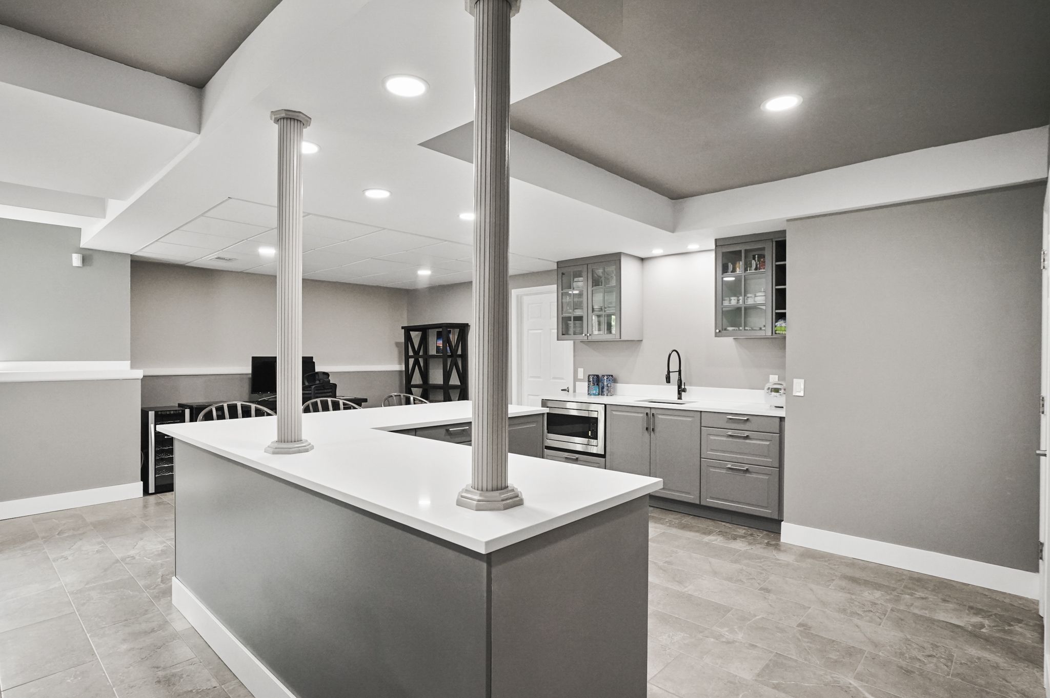 4903 PARK MANOR Drive
