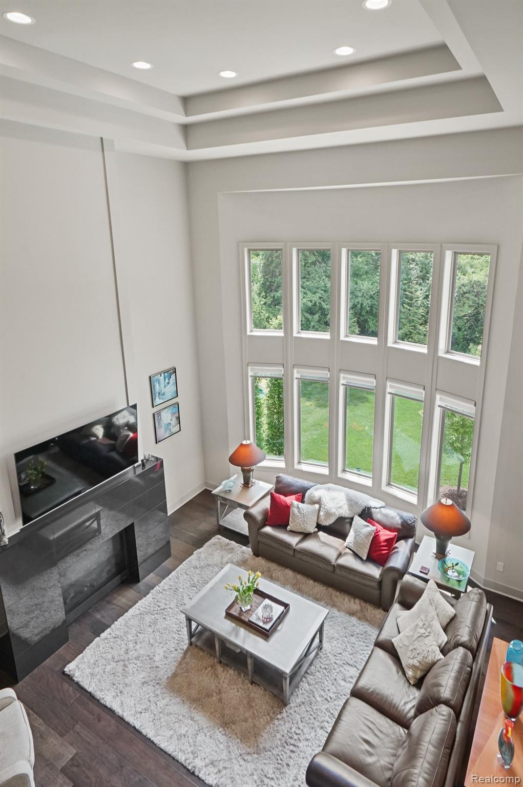 4903 PARK MANOR Drive