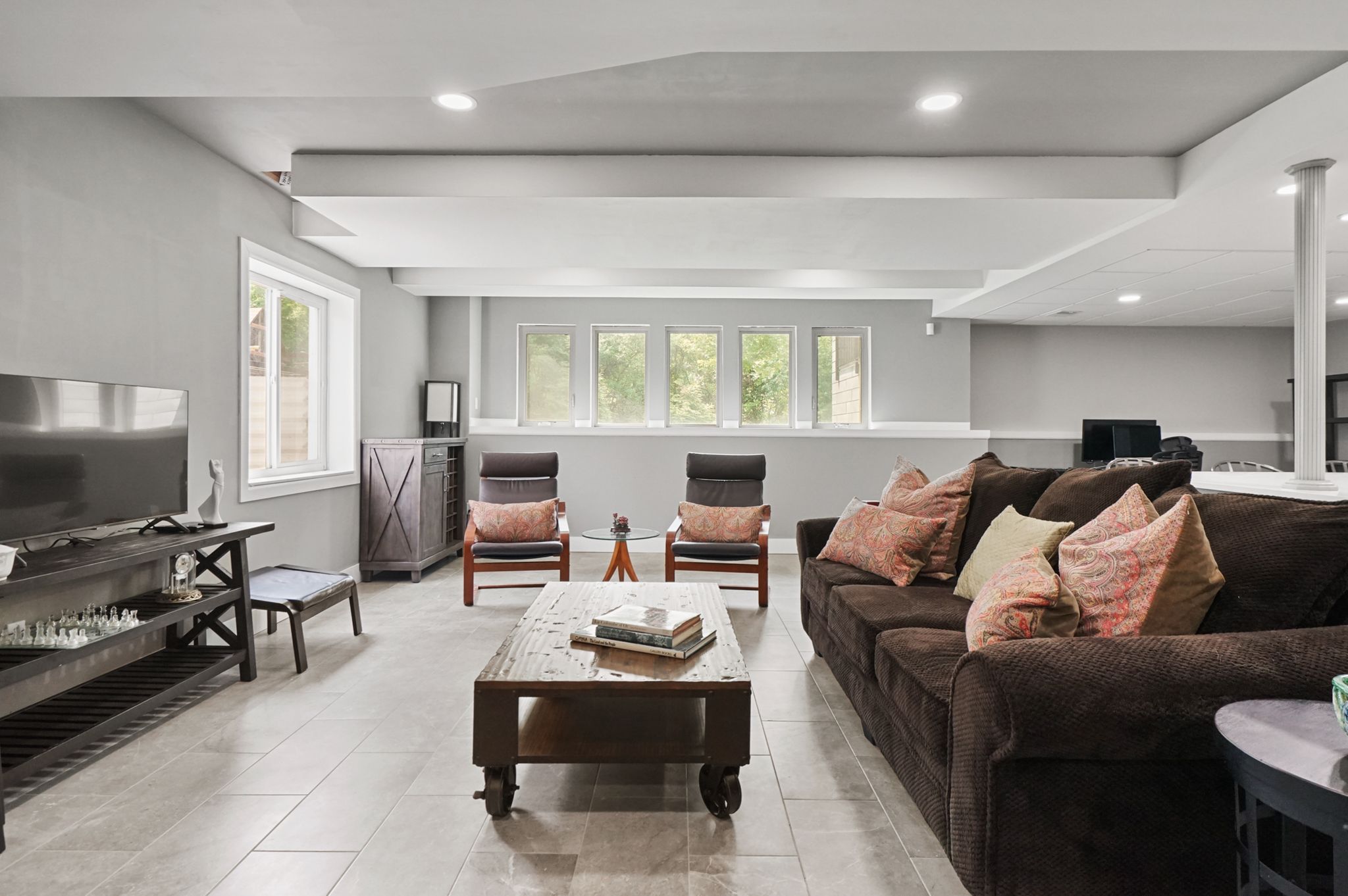 4903 PARK MANOR Drive