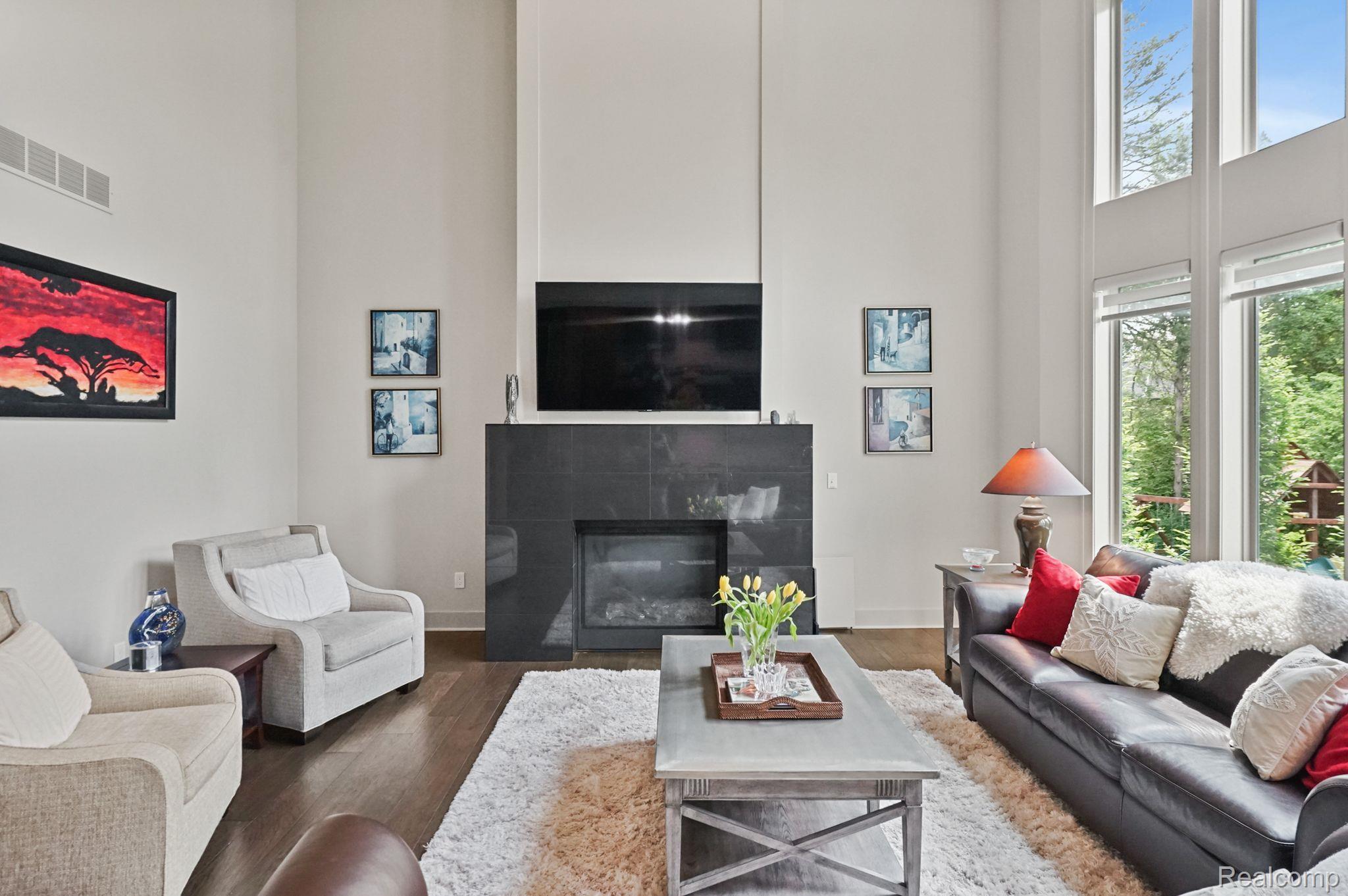 4903 PARK MANOR Drive