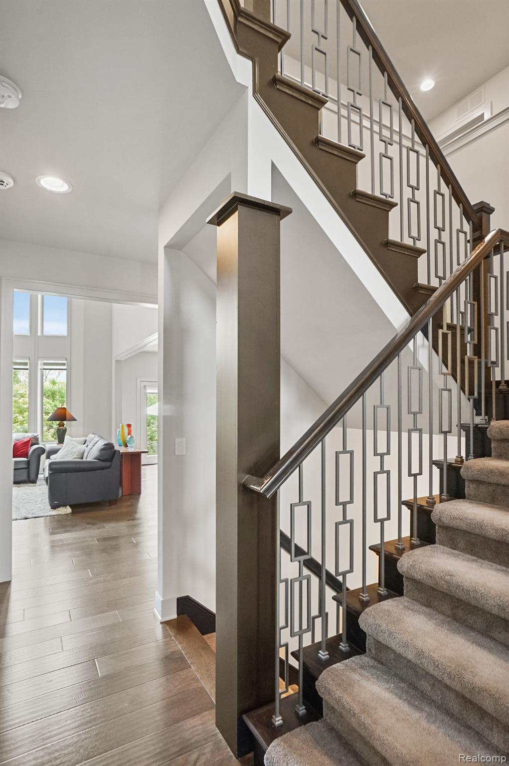 4903 PARK MANOR Drive