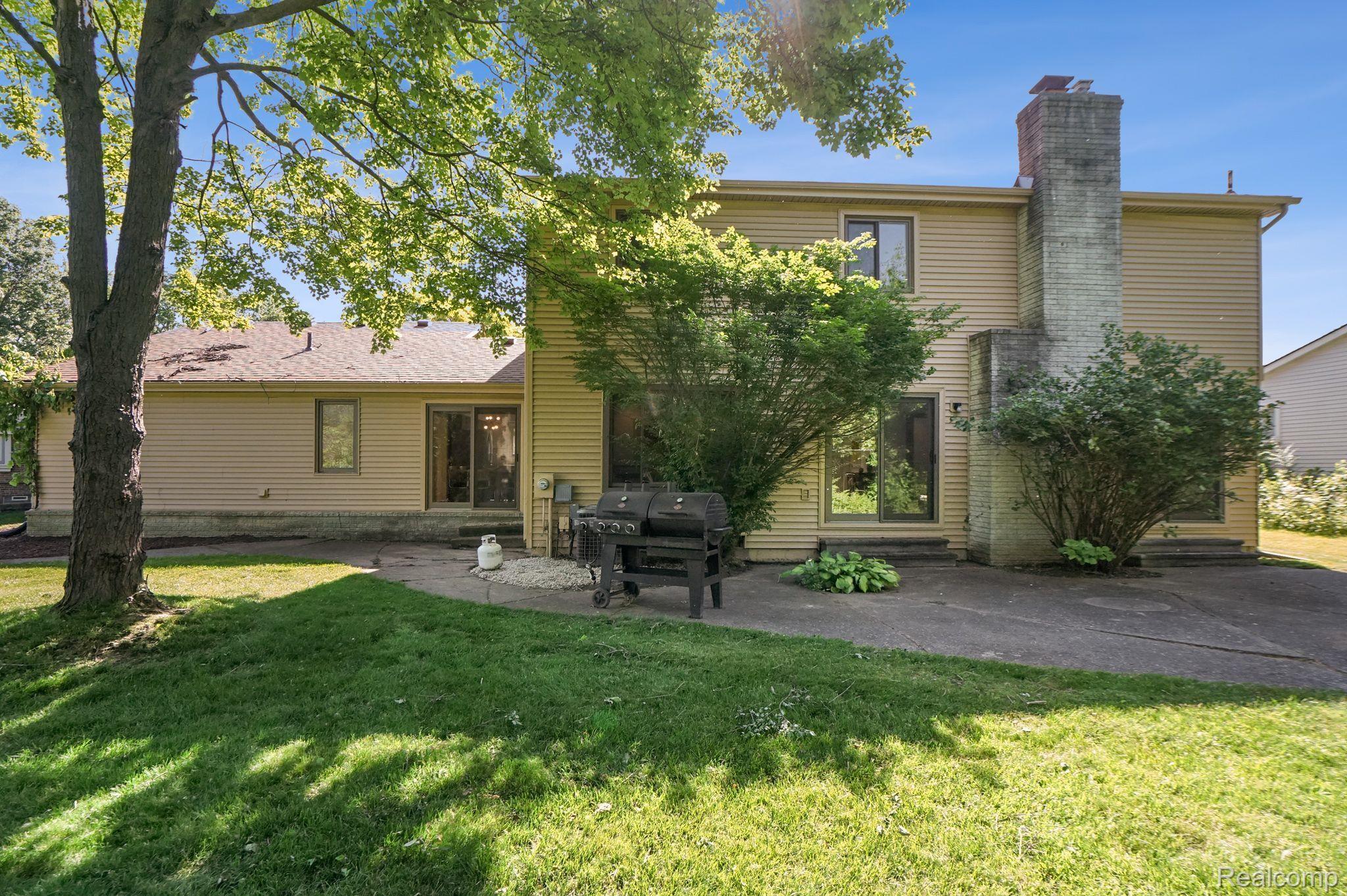 29595 Kings Pointe Court