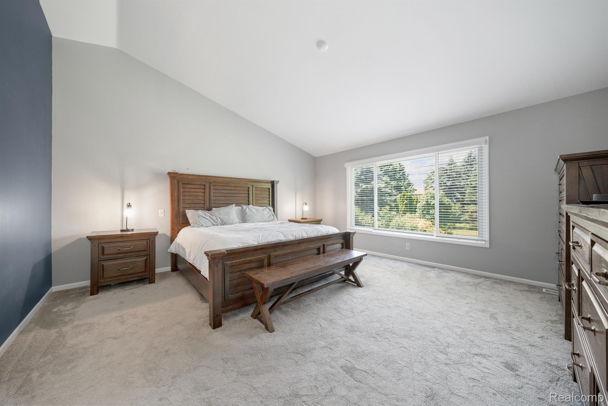 2372 MILLBROOK