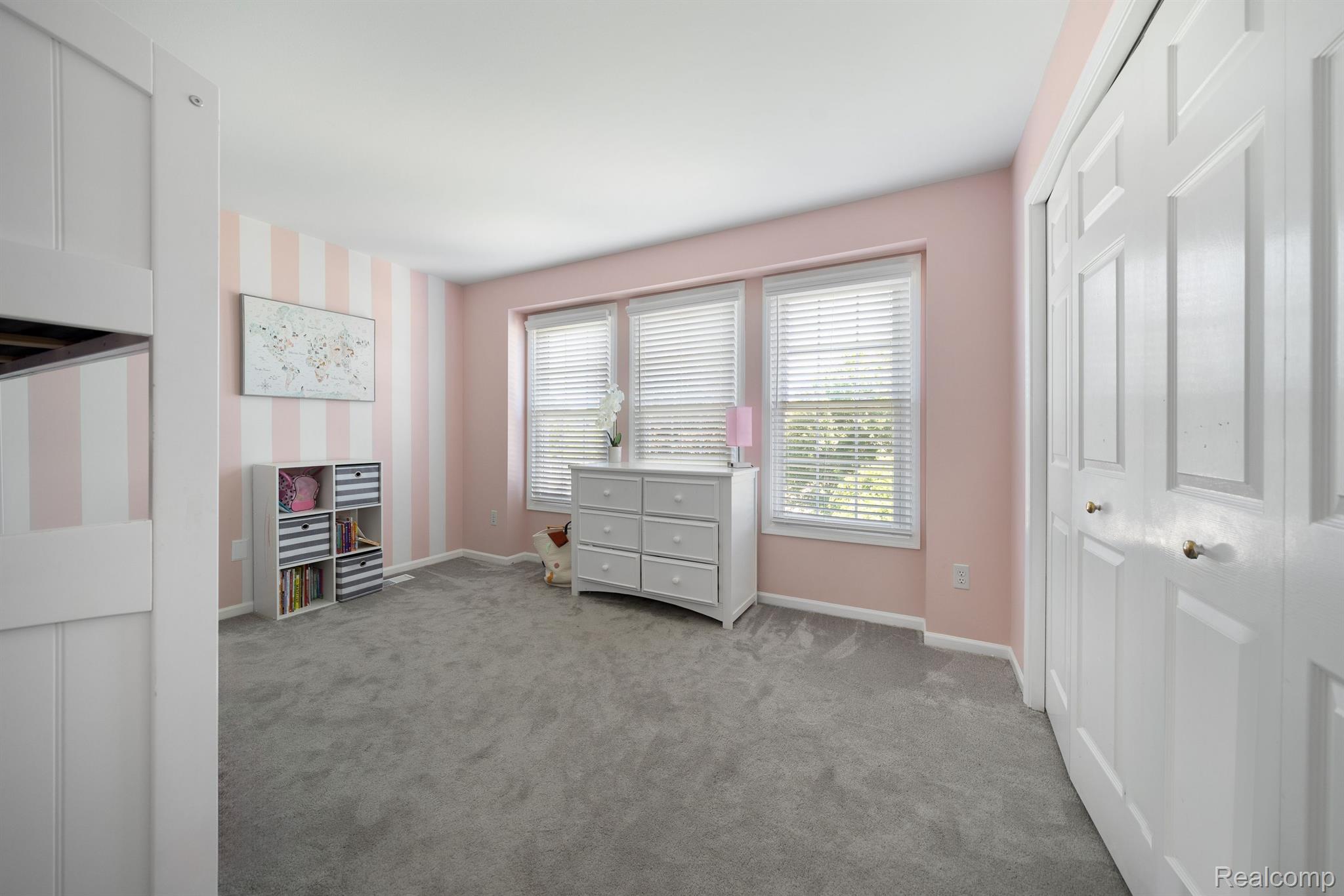 2372 MILLBROOK