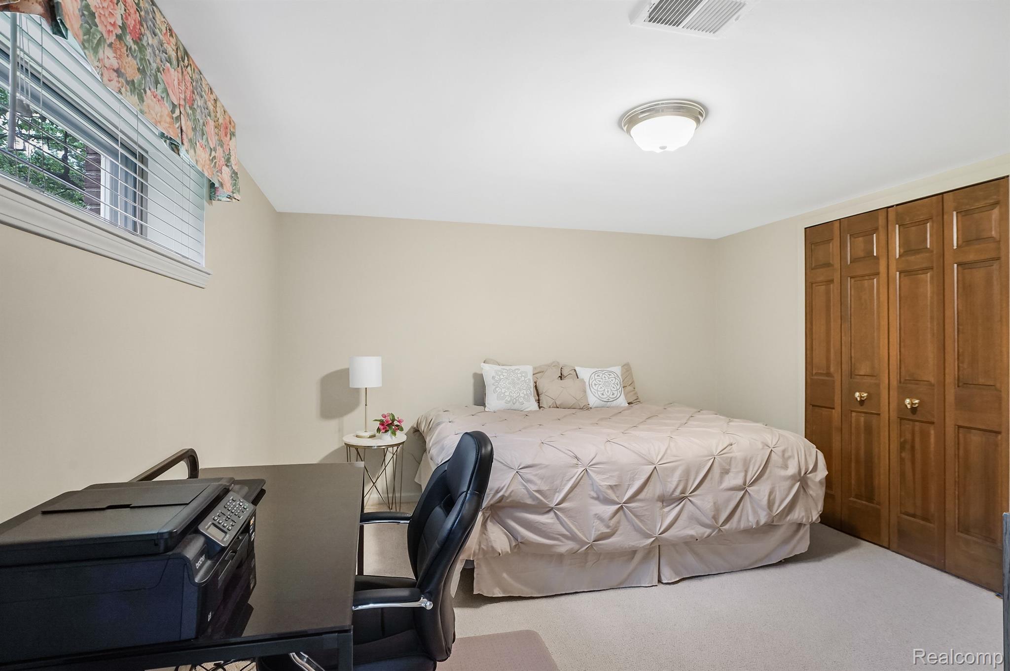 72 Vaughan Ridge Road