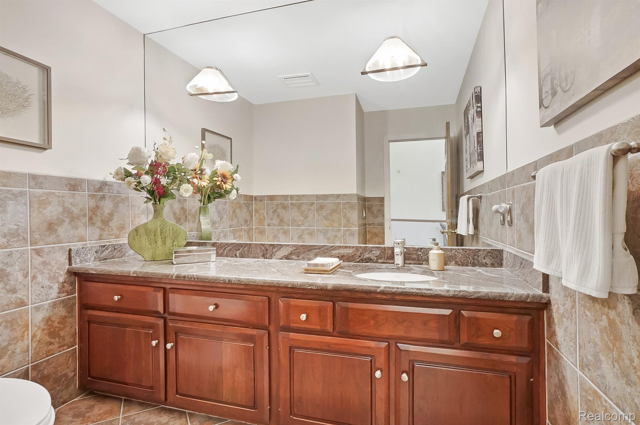 72 Vaughan Ridge Road