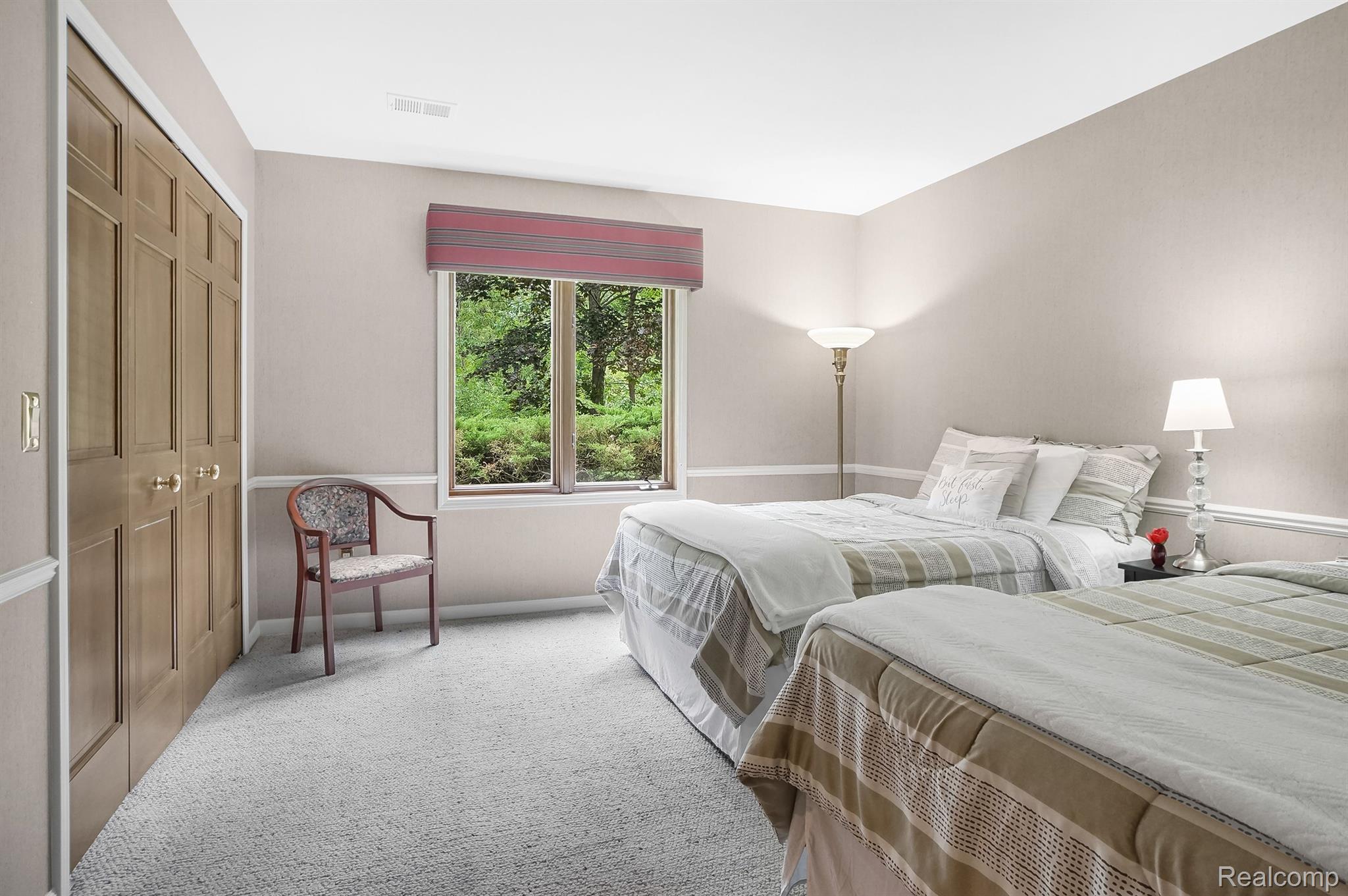 72 Vaughan Ridge Road