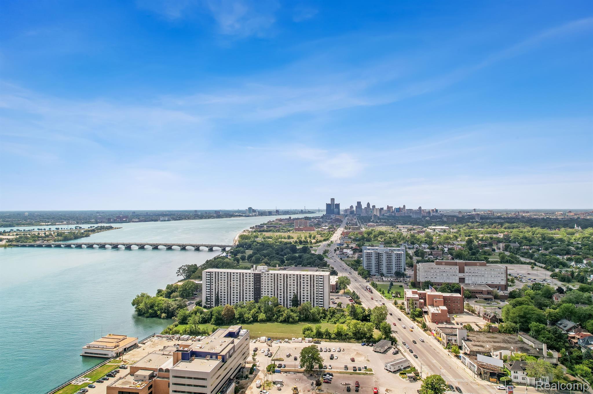 8162 E JEFFERSON Avenue 5B