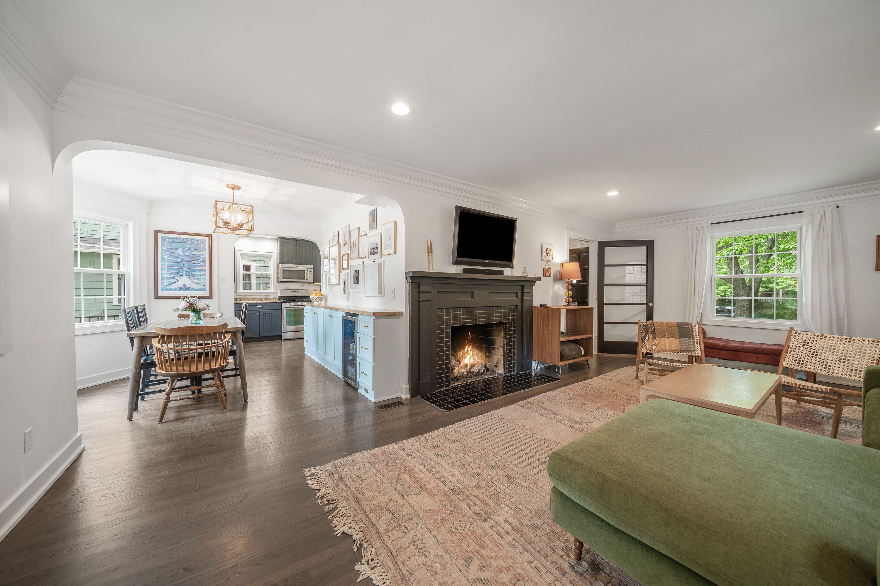 235 W LEWISTON Avenue