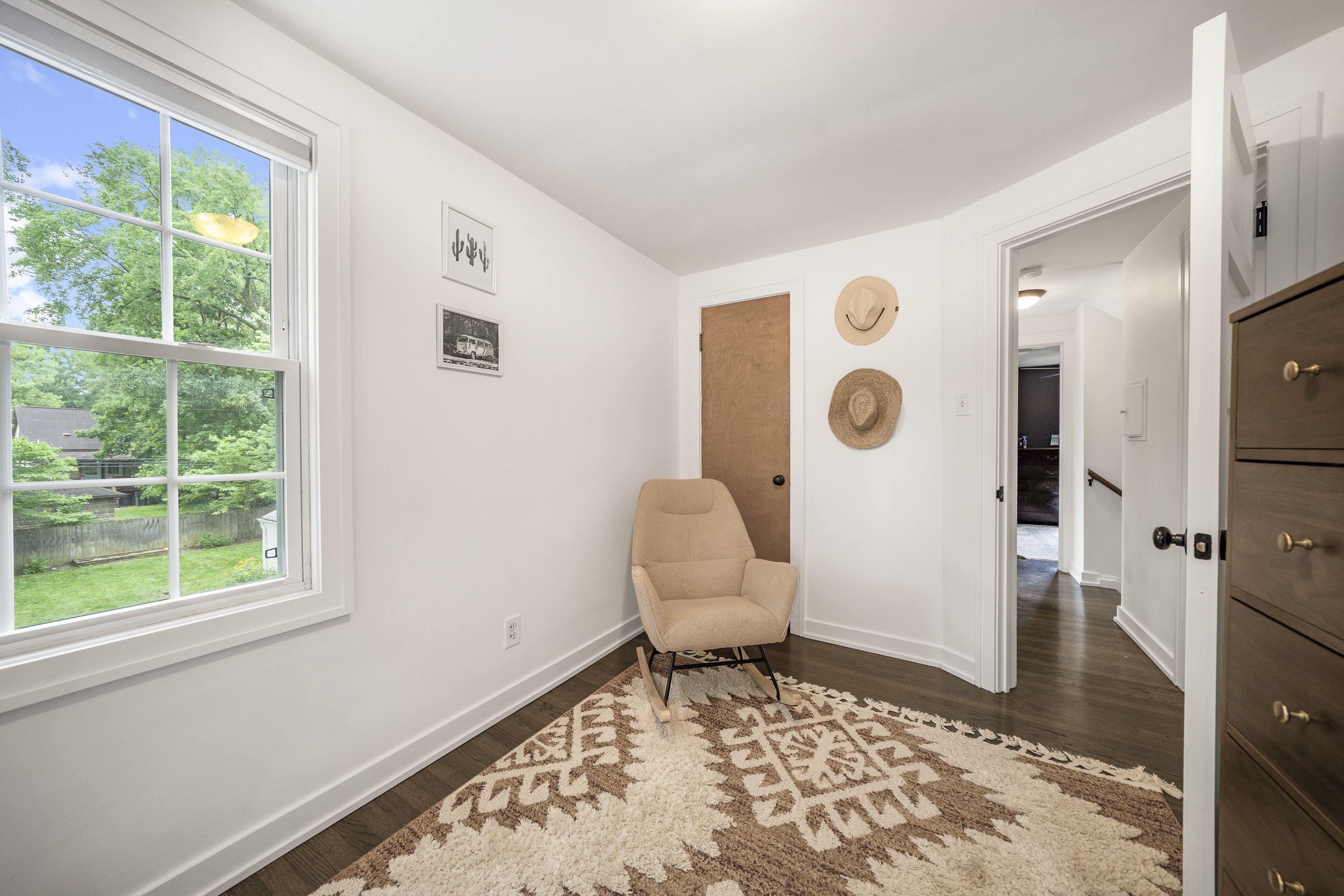 235 W LEWISTON Avenue