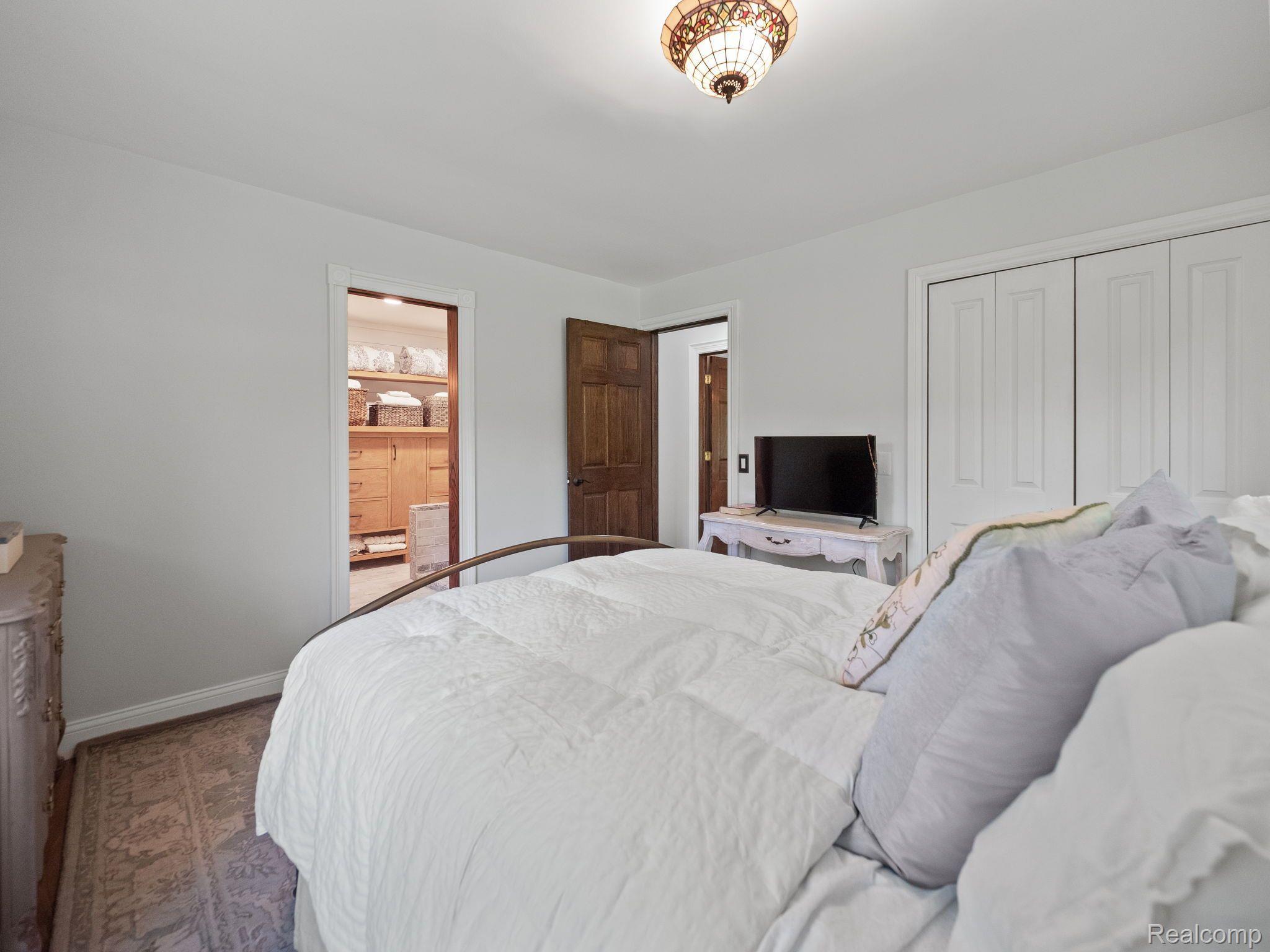 5610 METAMORA Road