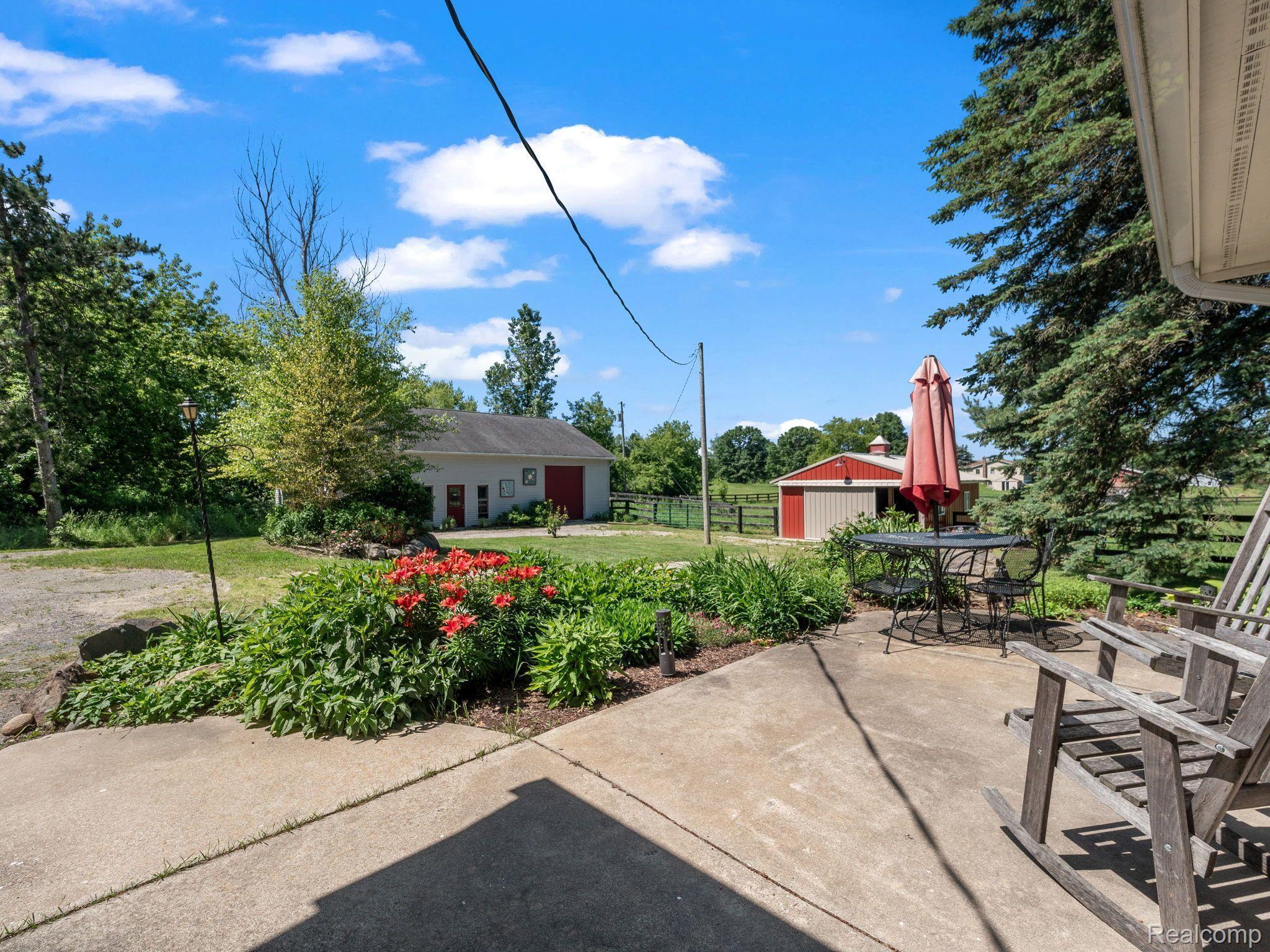 5610 METAMORA Road