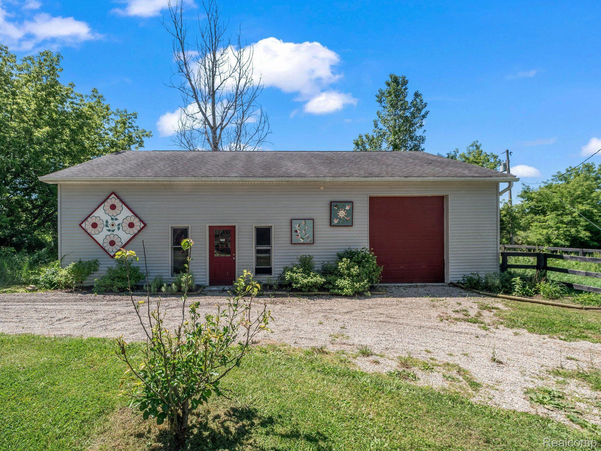 5610 METAMORA Road