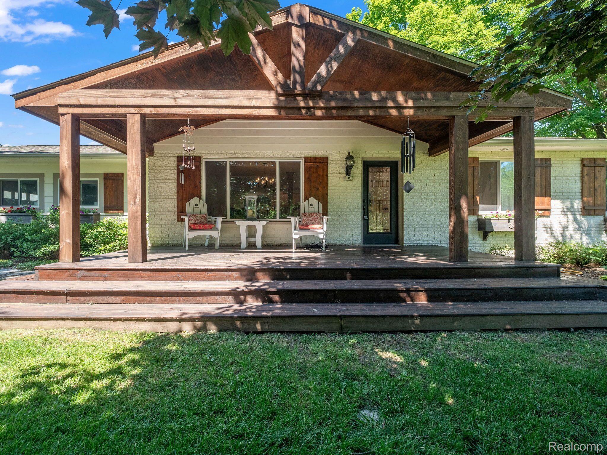 5610 METAMORA Road