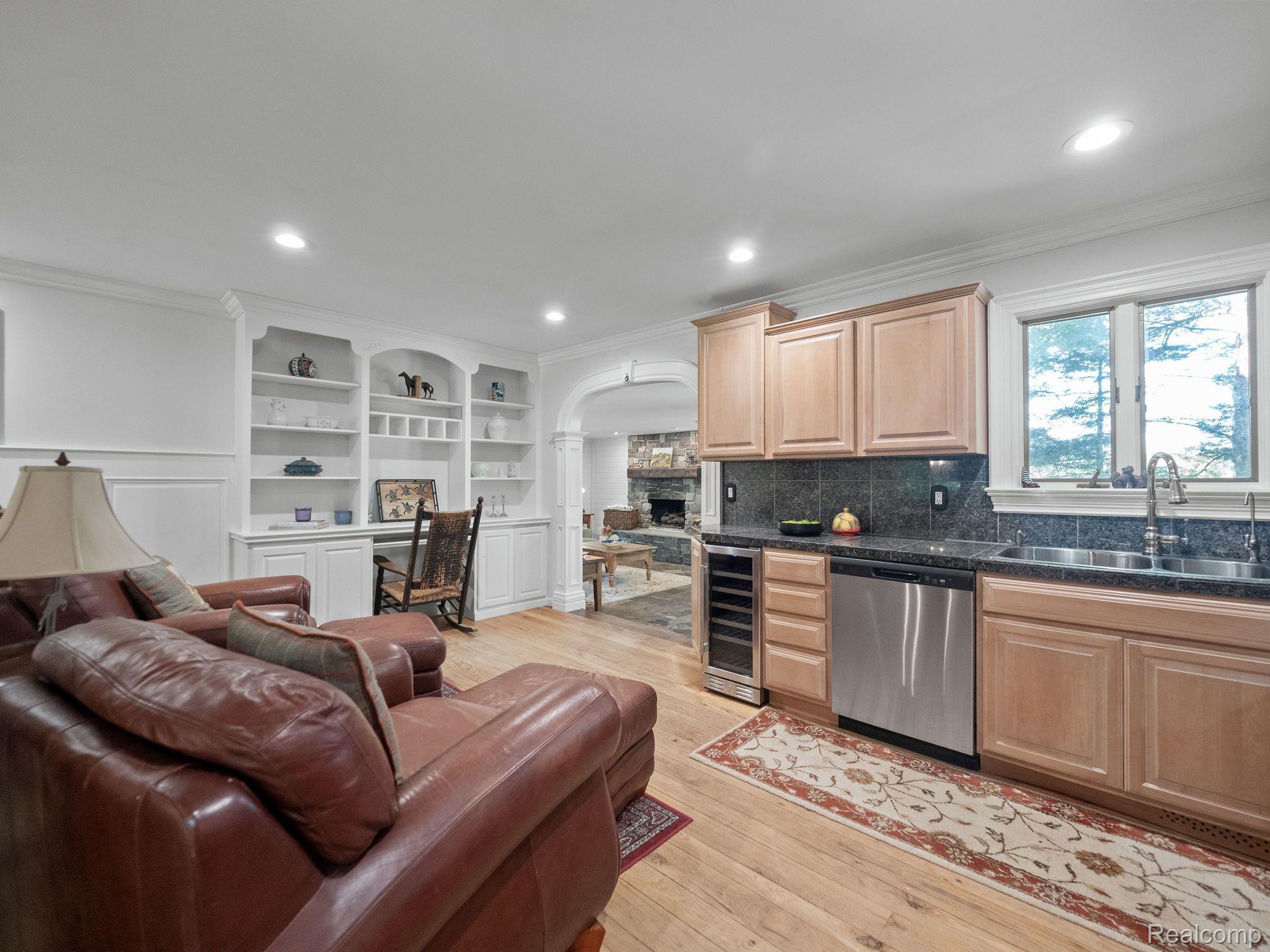 5610 METAMORA Road
