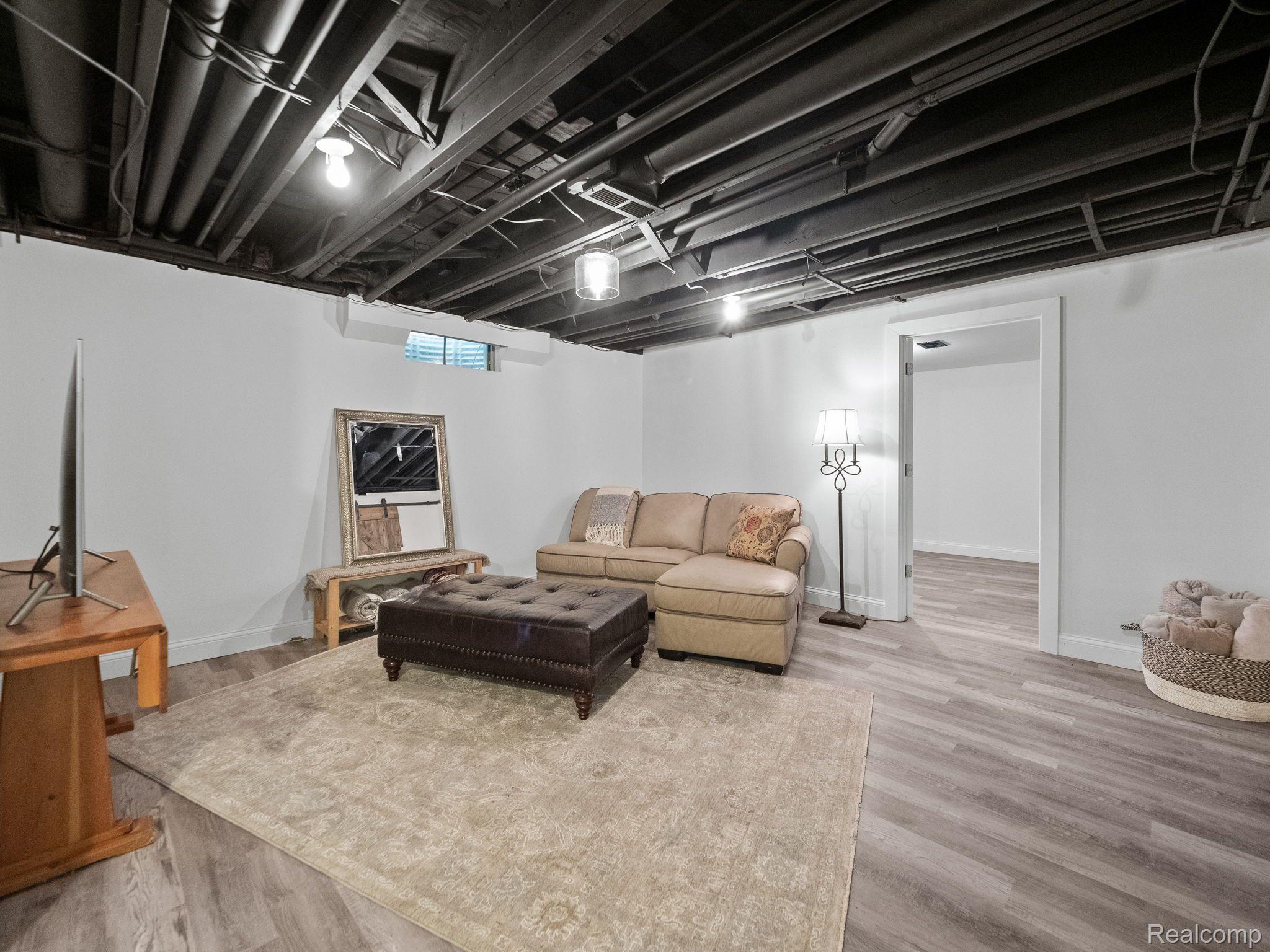 5610 METAMORA Road