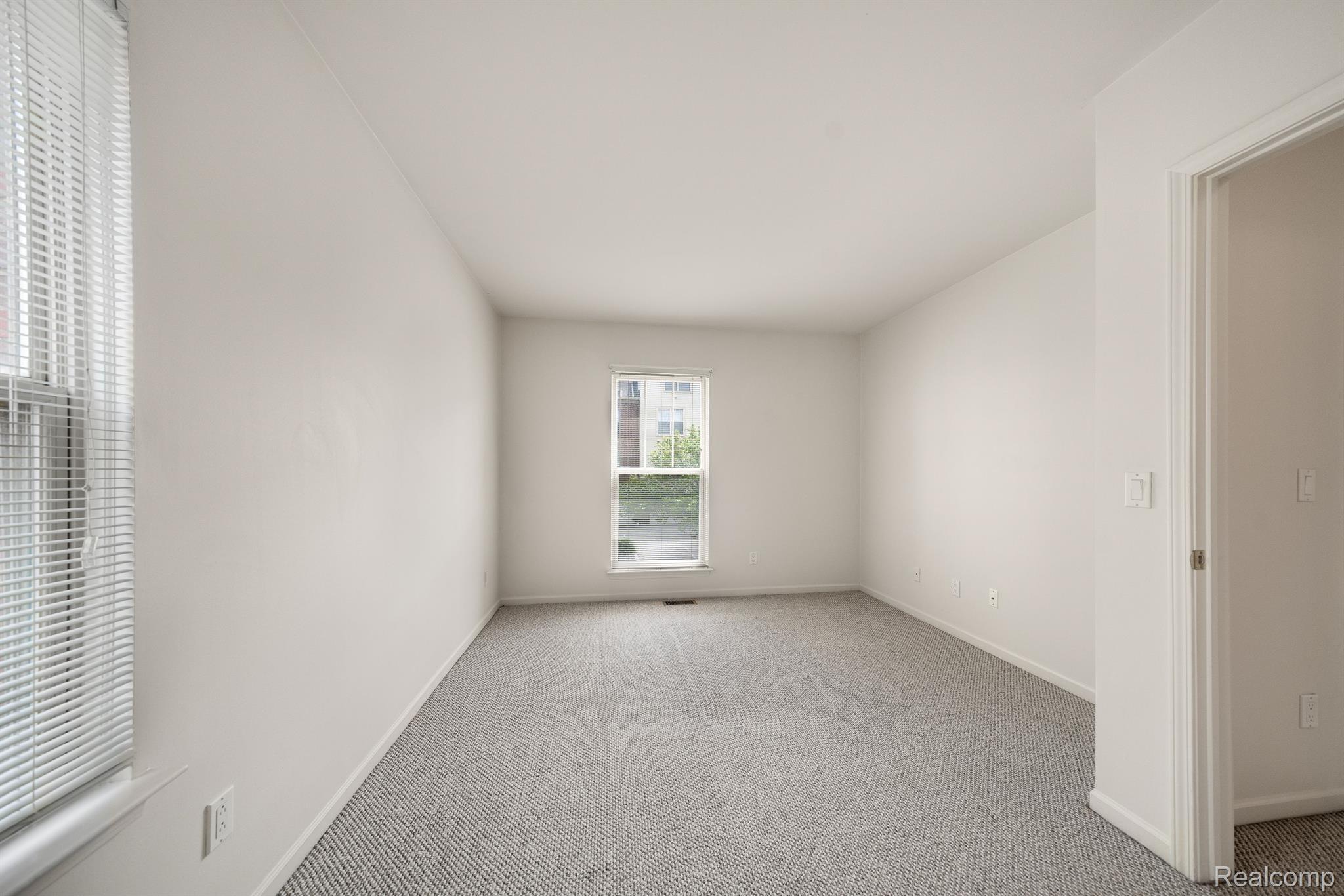 127 ALLENHURST Avenue 59