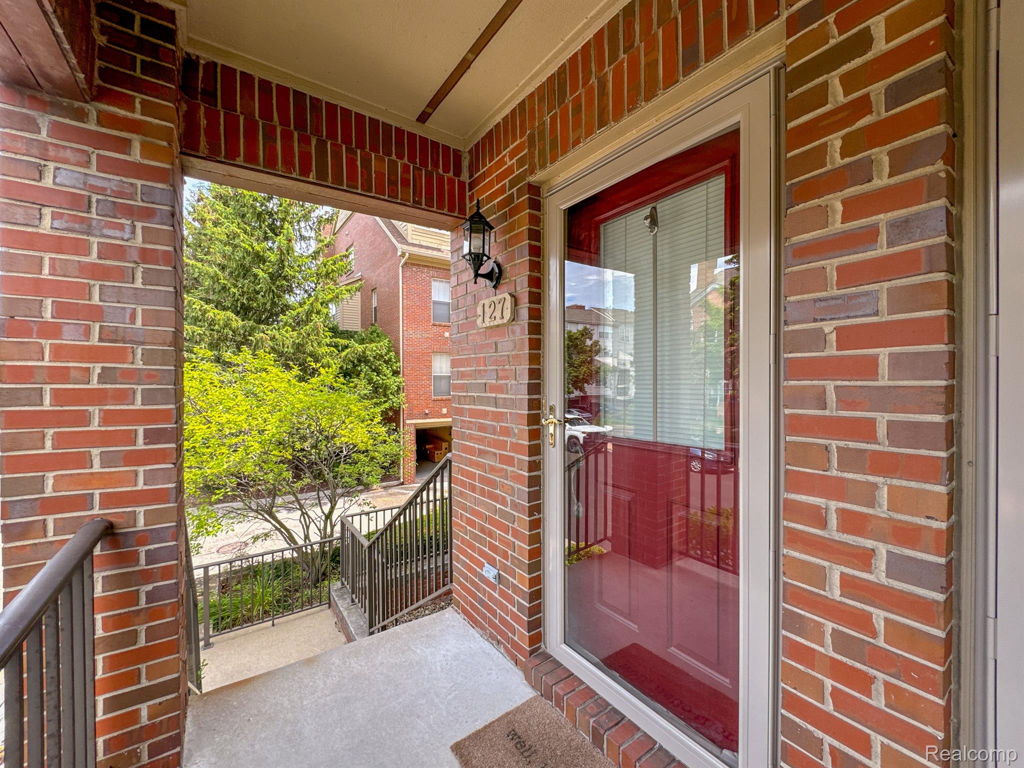 127 ALLENHURST Avenue 59