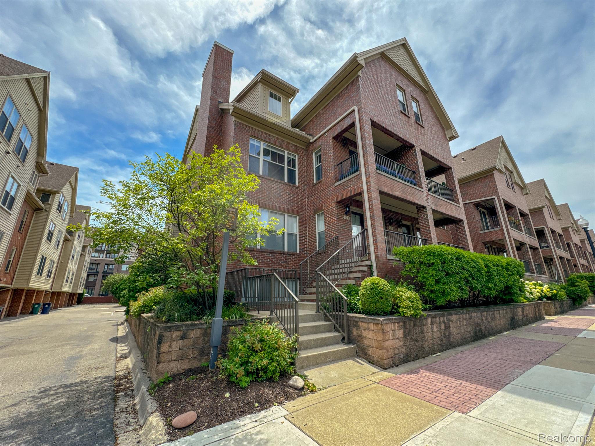127 ALLENHURST Avenue 59