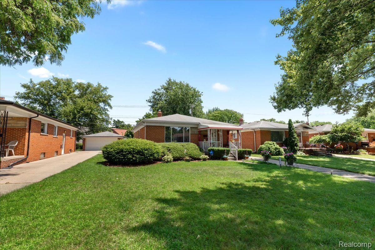 24935 S SYLBERT Drive