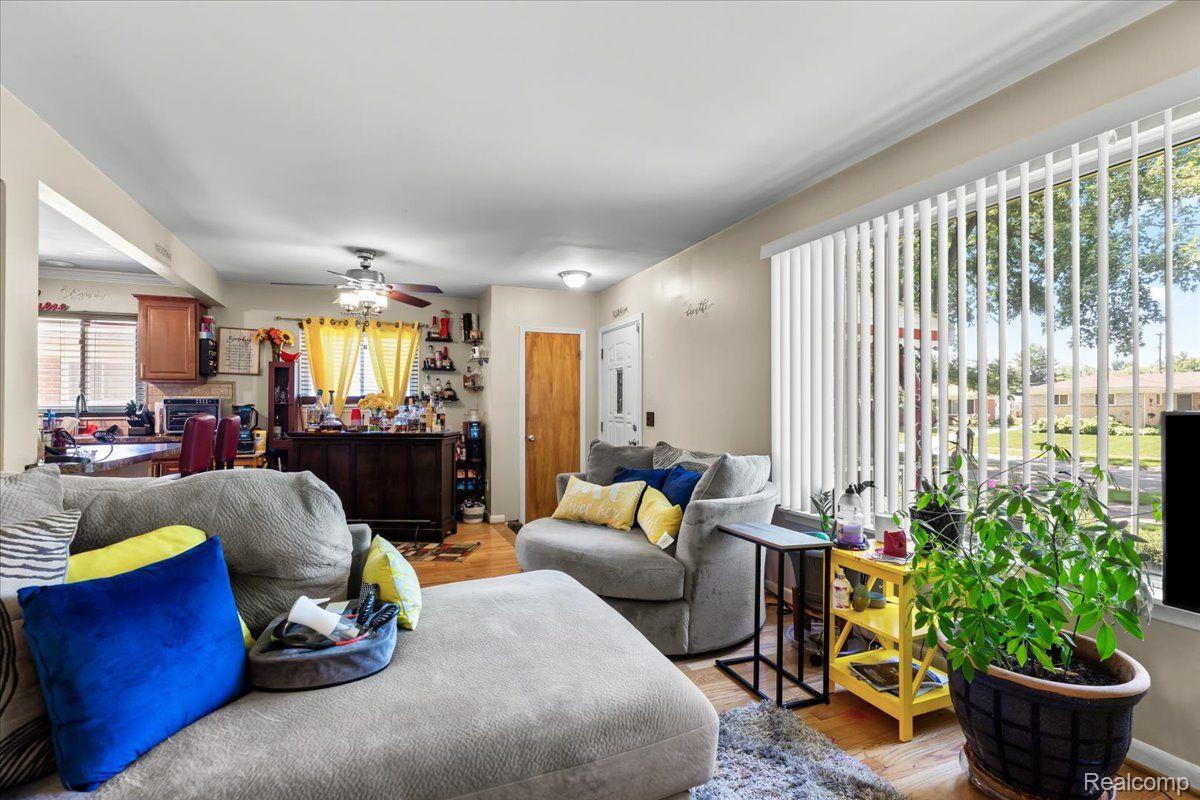 24935 S SYLBERT Drive