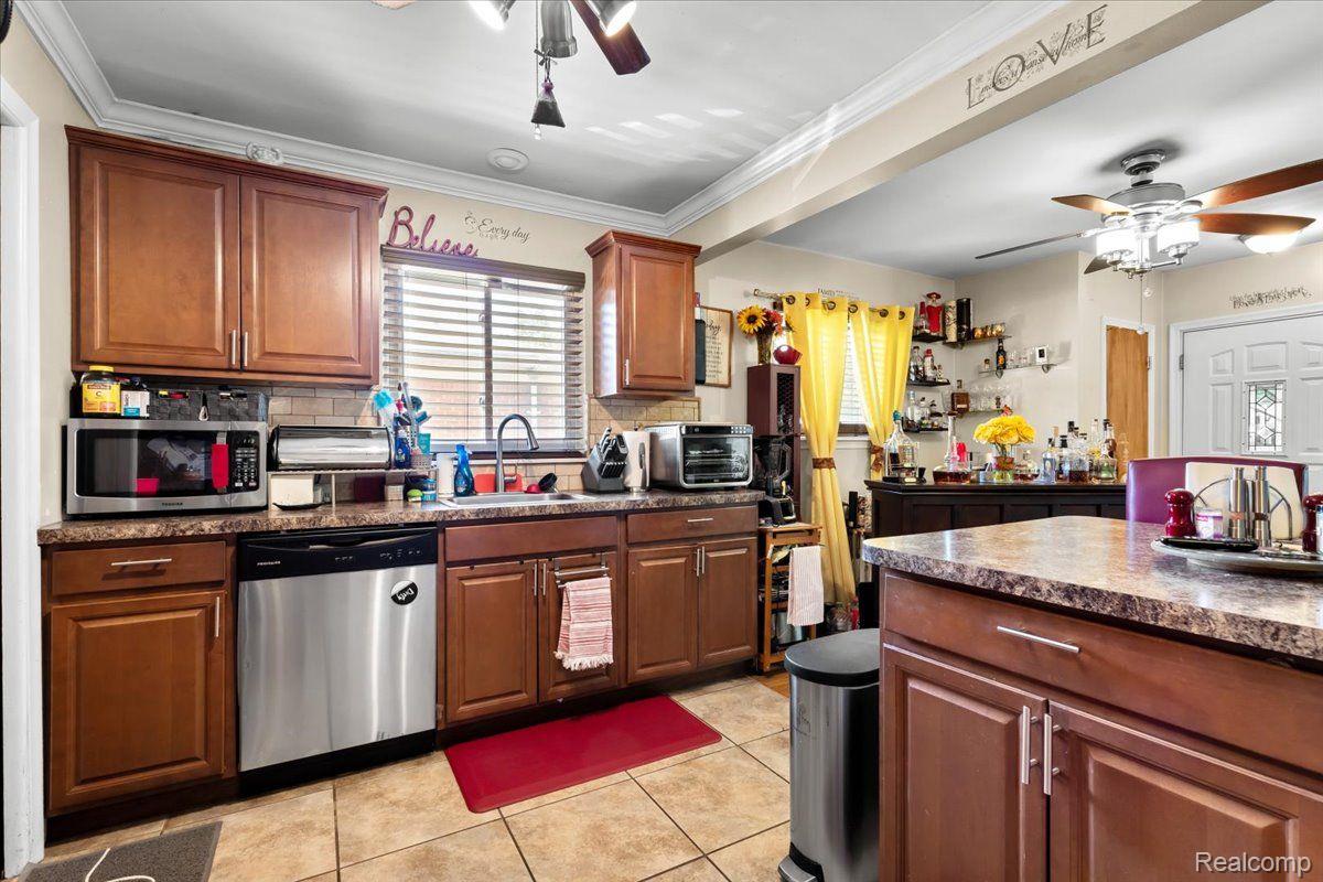 24935 S SYLBERT Drive