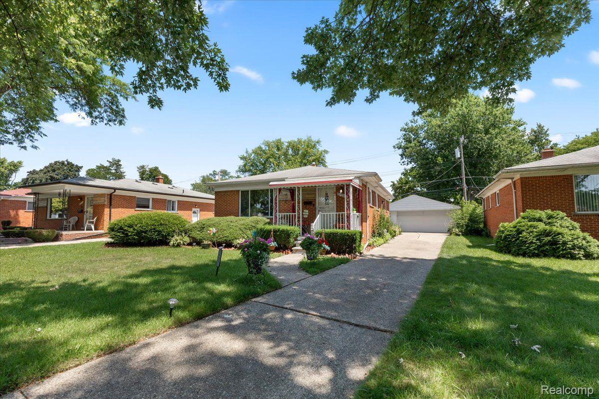 24935 S SYLBERT Drive