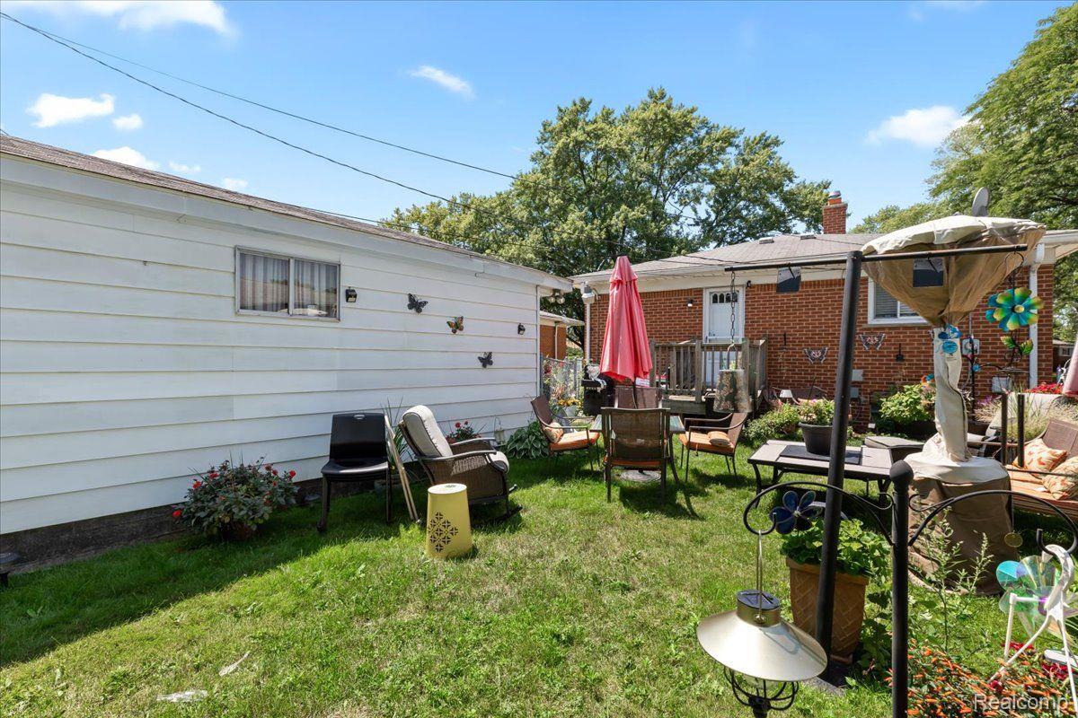 24935 S SYLBERT Drive