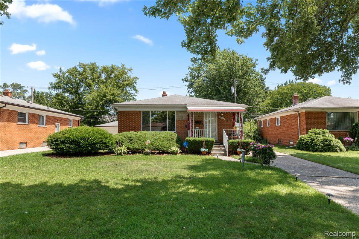 24935 S SYLBERT Drive