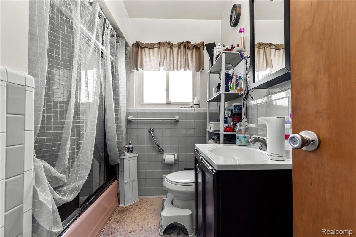 24935 S SYLBERT Drive