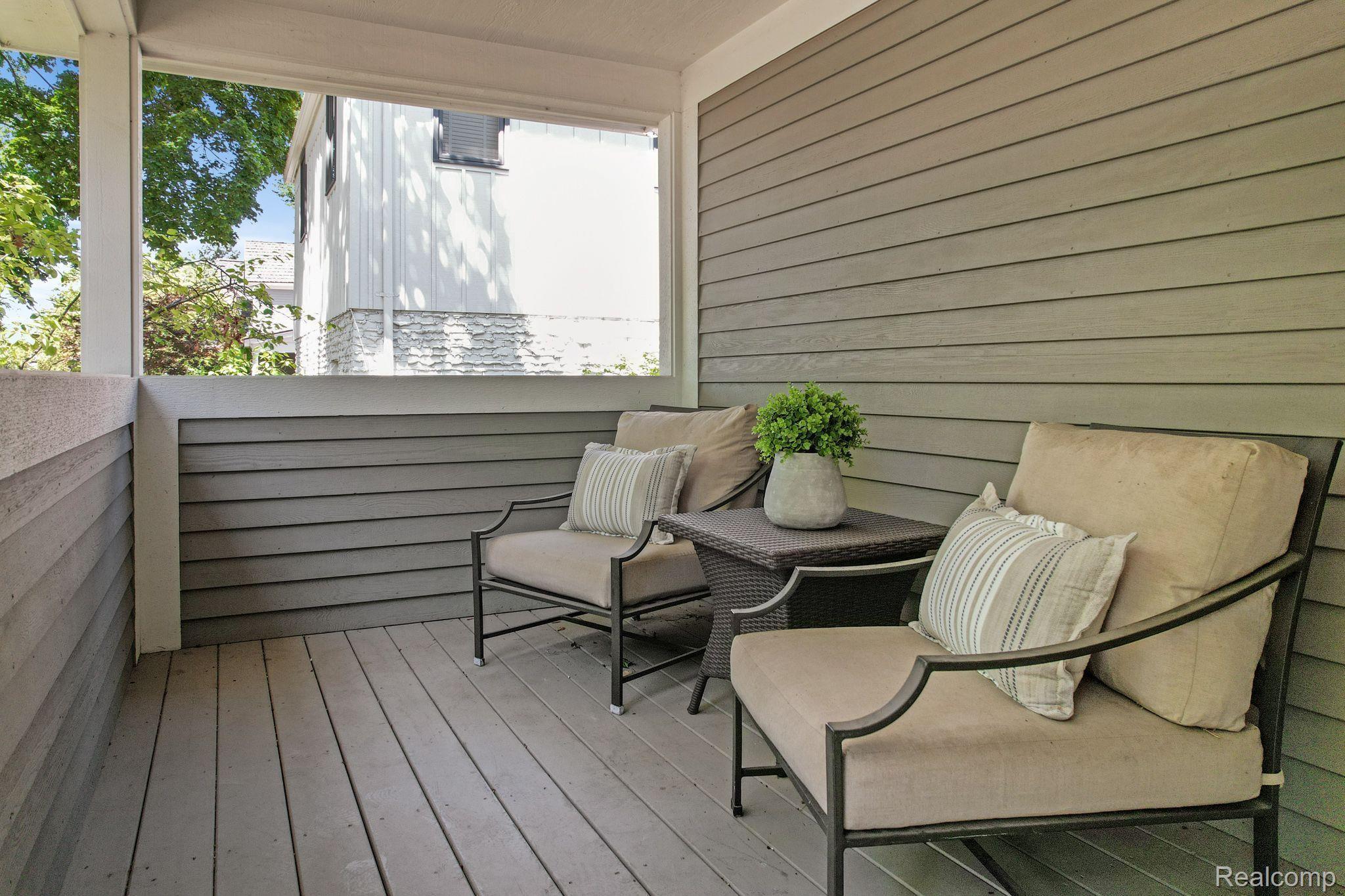 587 Stanley Boulevard