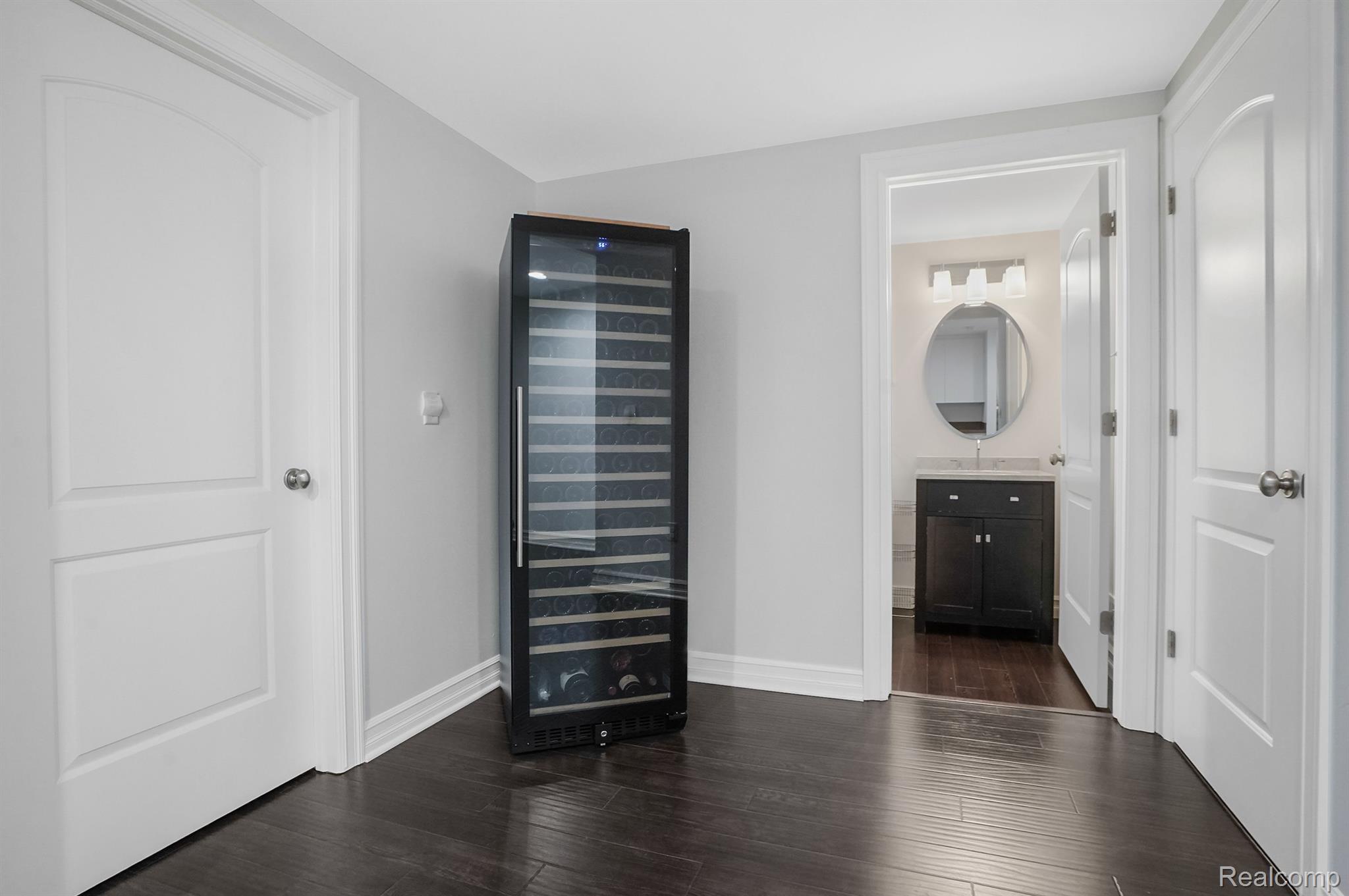 587 Stanley Boulevard