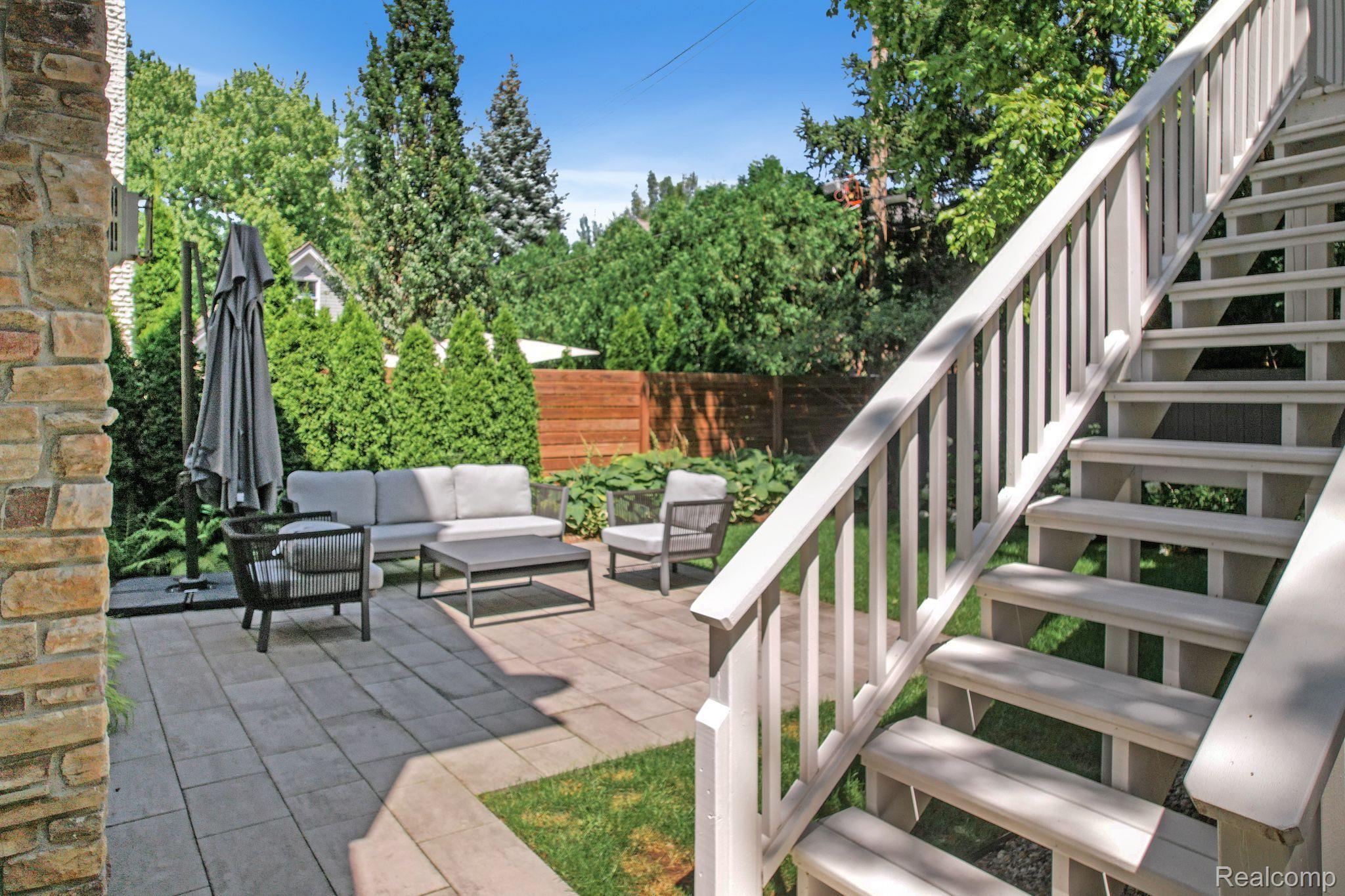 587 Stanley Boulevard