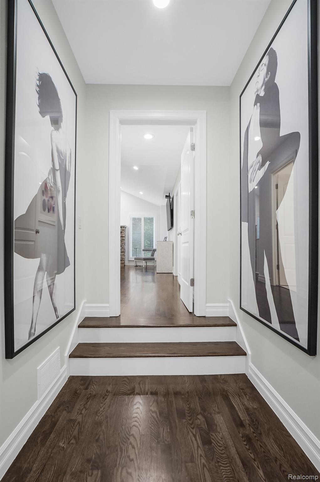 587 Stanley Boulevard