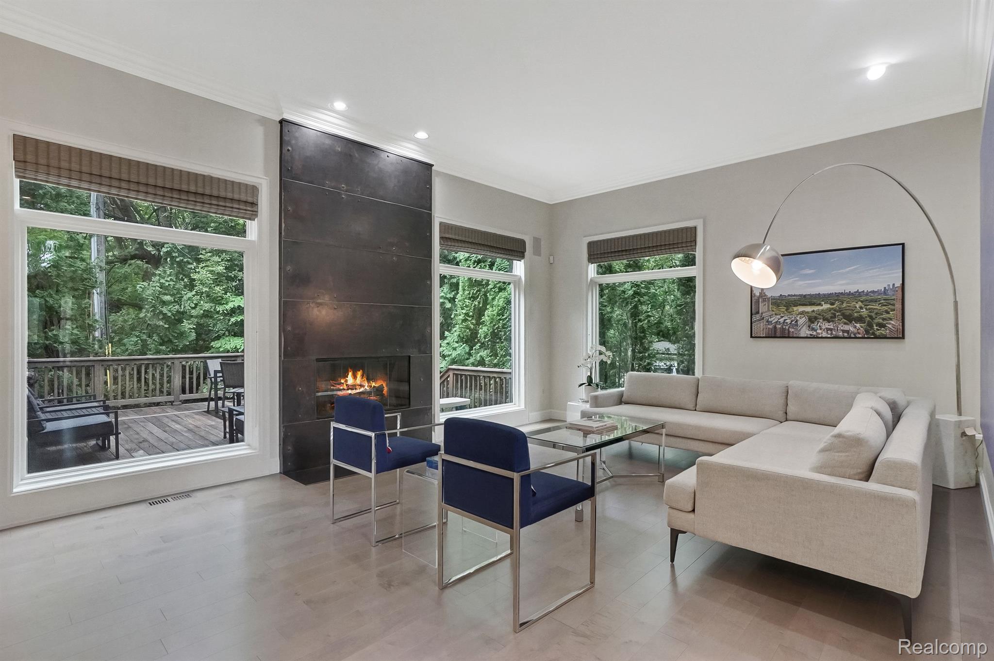 5720 EASTMAN Boulevard