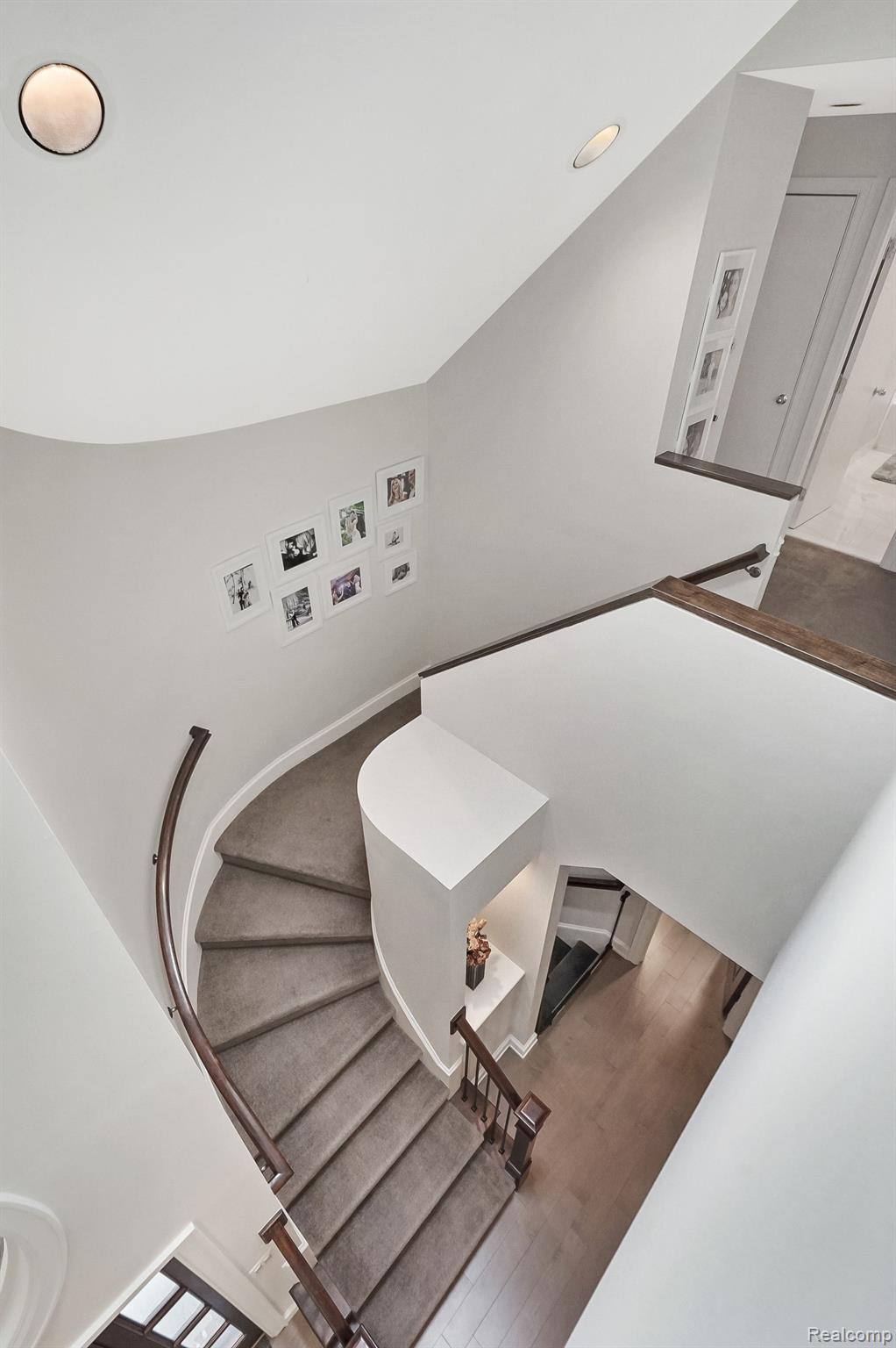 5720 EASTMAN Boulevard