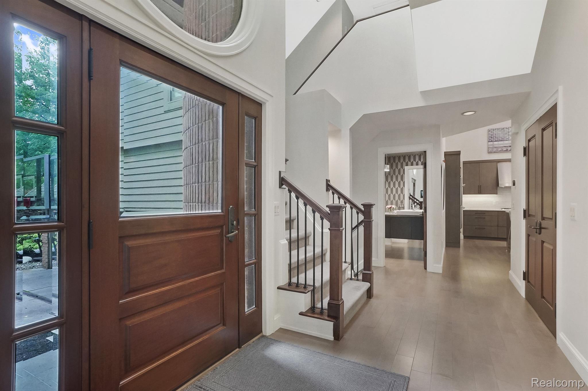 5720 EASTMAN Boulevard