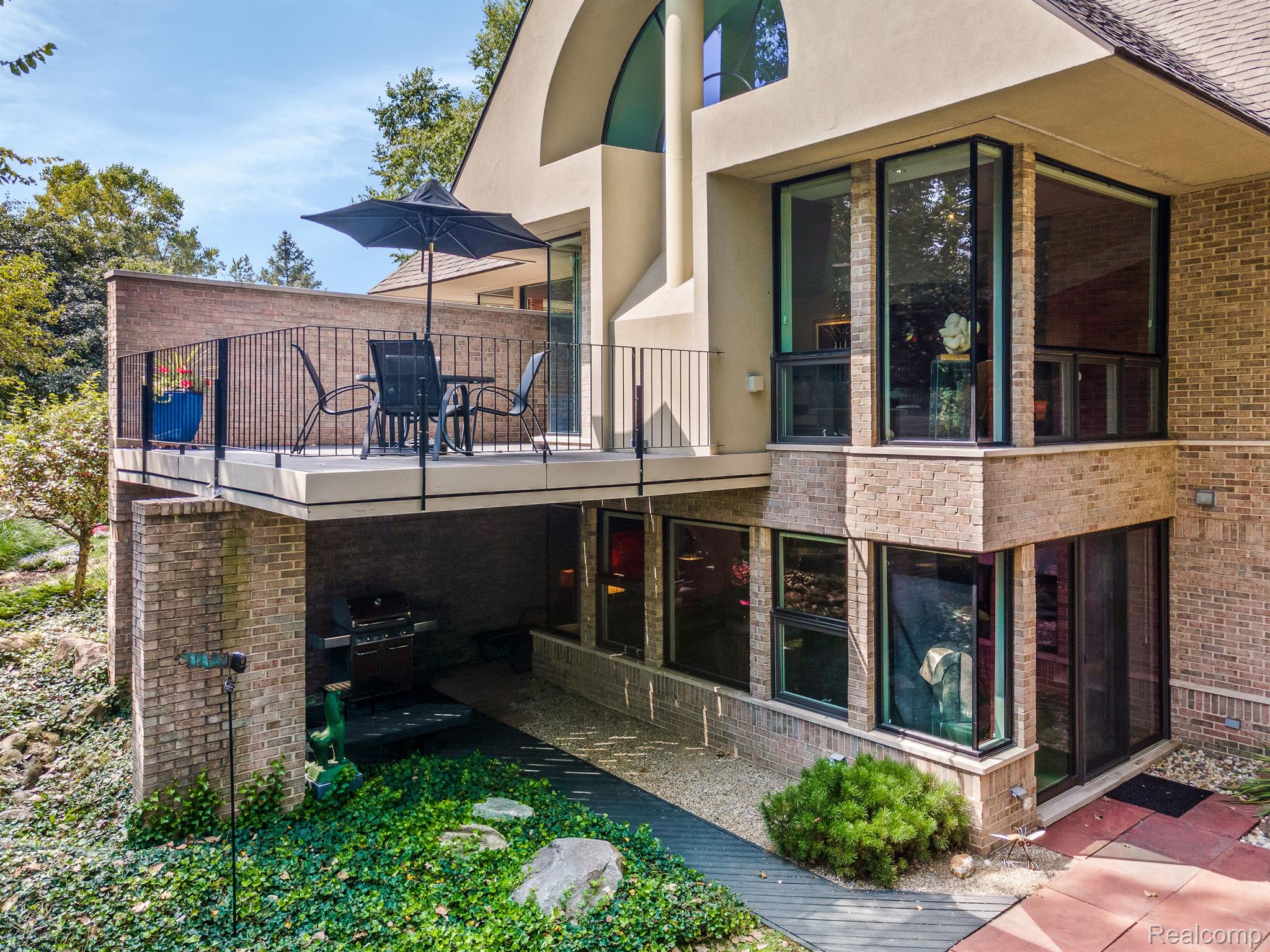 5044 CHRISTY Court