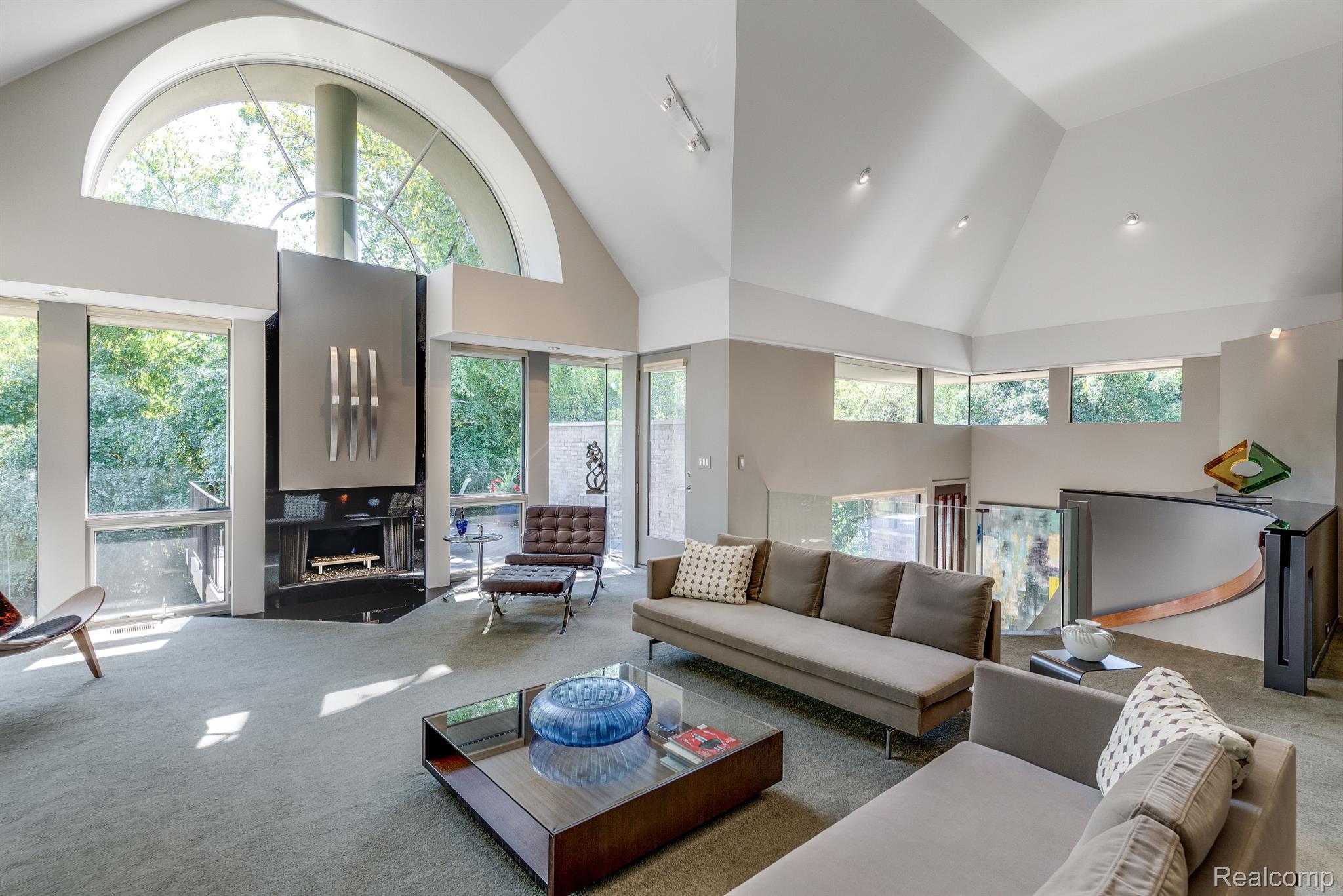 5044 CHRISTY Court