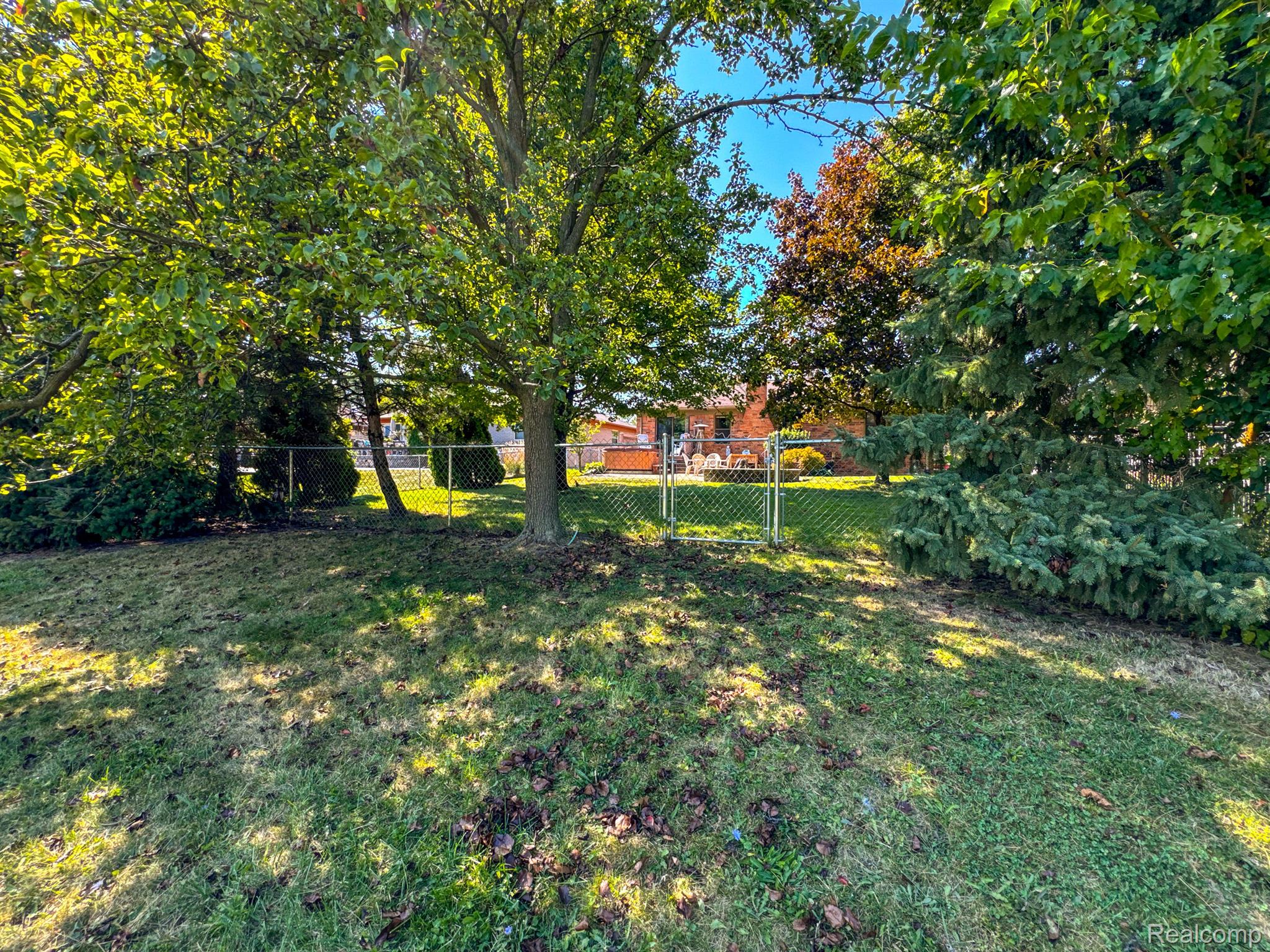 952 MILVERTON Drive