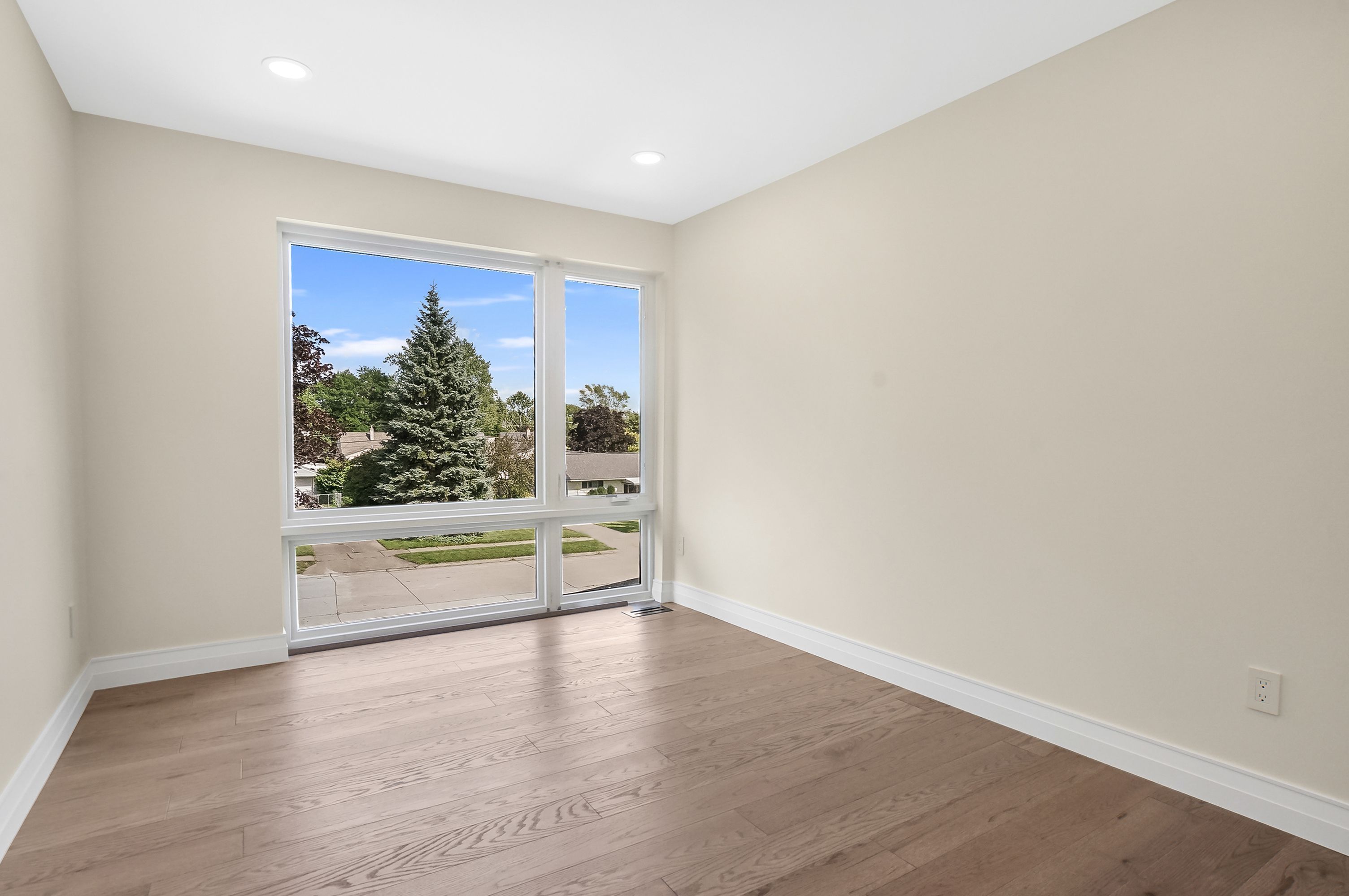 3815 KENT Road