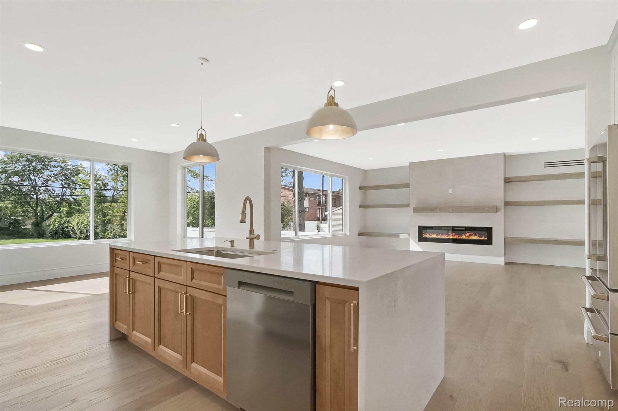 3815 KENT Road