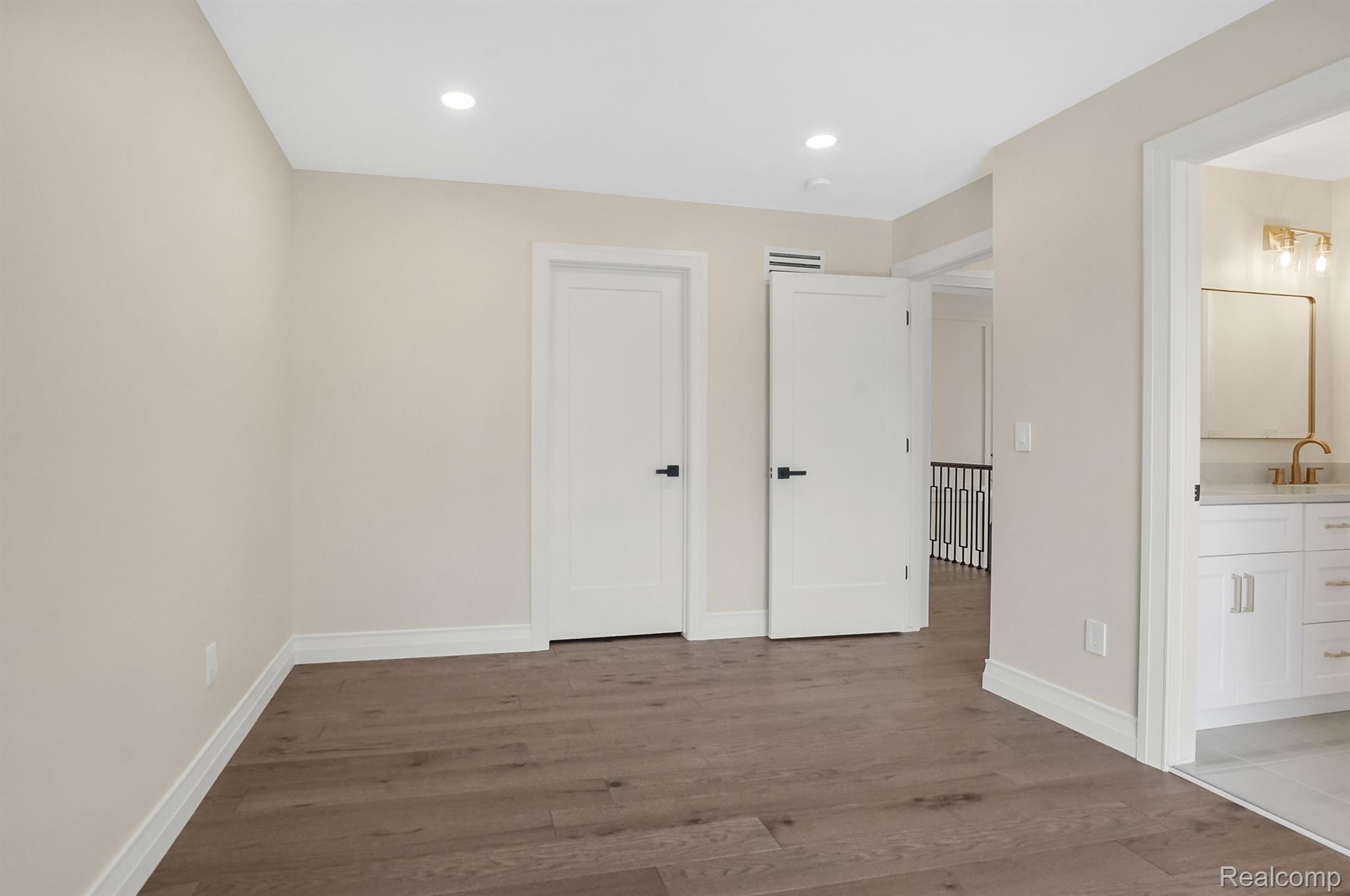 3815 KENT Road
