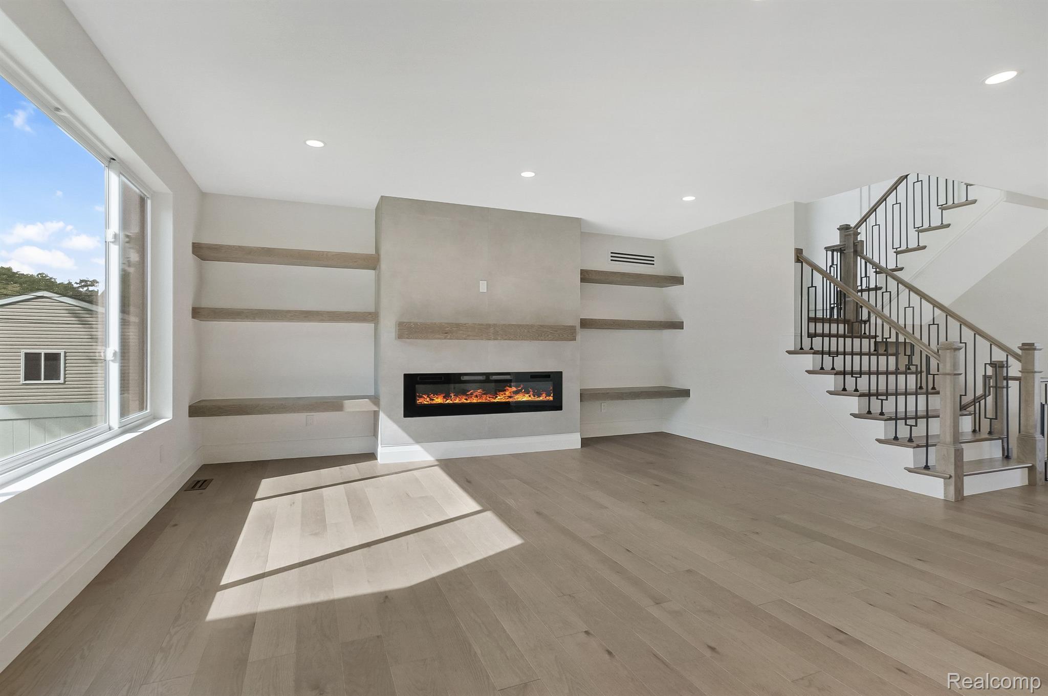 3815 KENT Road
