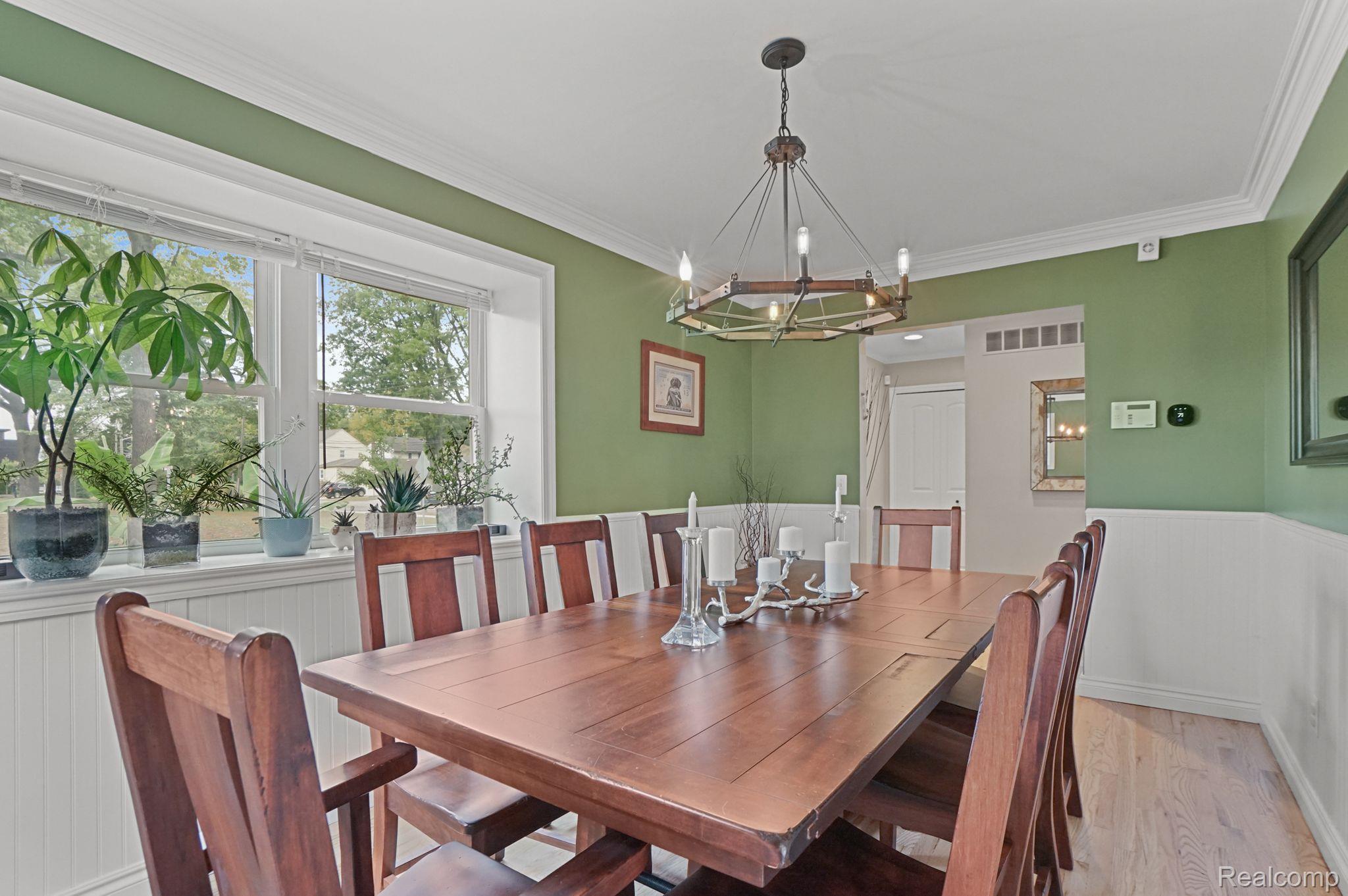 1307 Longfellow Avenue